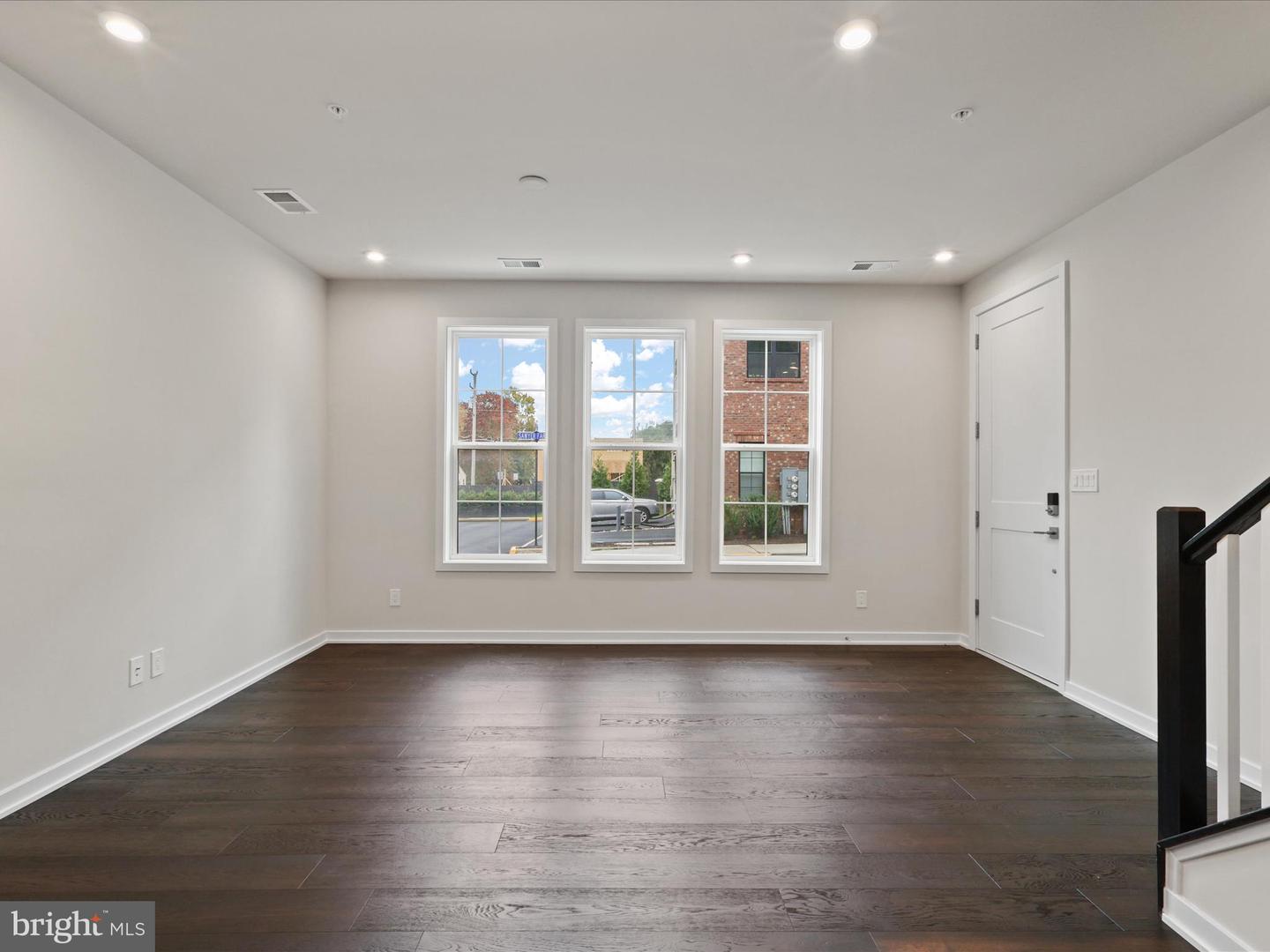 7552 SAWYER FARM WAY #1405, MCLEAN, Virginia 22102, 3 Bedrooms Bedrooms, ,2 BathroomsBathrooms,Residential,For sale,7552 SAWYER FARM WAY #1405,VAFX2274172 MLS # VAFX2274172 7552 SAWYER FARM WAY #1405, MCLEAN, Virginia 22102, 3 Bedrooms Bedrooms, ,2 BathroomsBathrooms,Residential,For sale,7552 SAWYER FARM WAY #1405,VAFX2274172 MLS # VAFX2274172