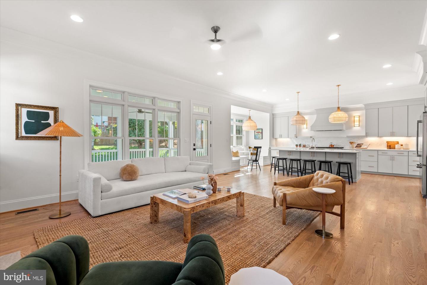 604 CRESTWOOD DR, ALEXANDRIA, Virginia 22302, 5 Bedrooms Bedrooms, ,4 BathroomsBathrooms,Residential,For sale,604 CRESTWOOD DR,VAAX2050766 MLS # VAAX2050766
