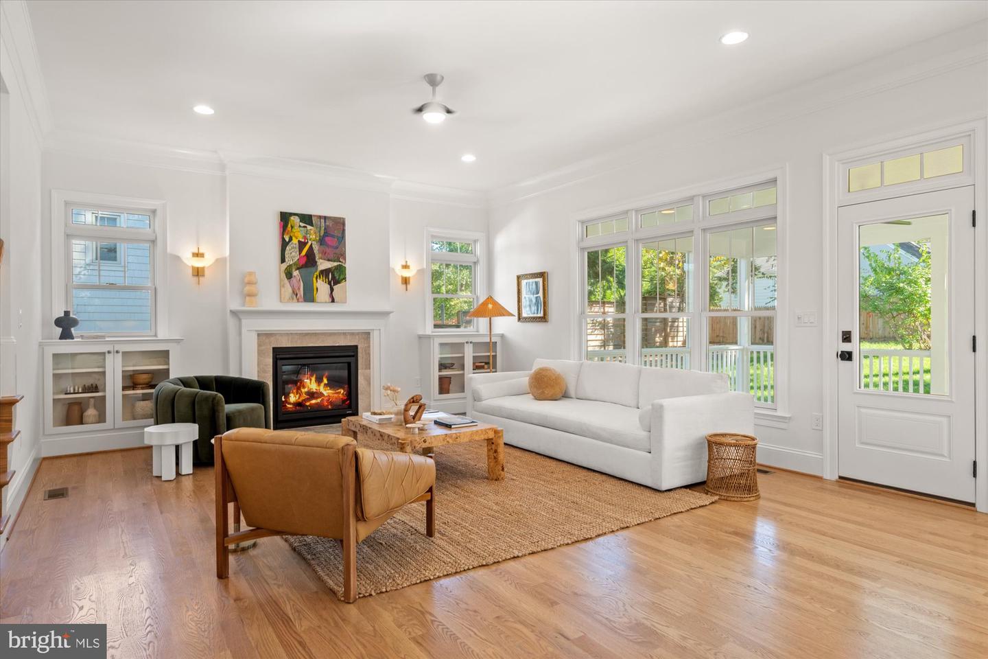 604 CRESTWOOD DR, ALEXANDRIA, Virginia 22302, 5 Bedrooms Bedrooms, ,4 BathroomsBathrooms,Residential,For sale,604 CRESTWOOD DR,VAAX2050766 MLS # VAAX2050766