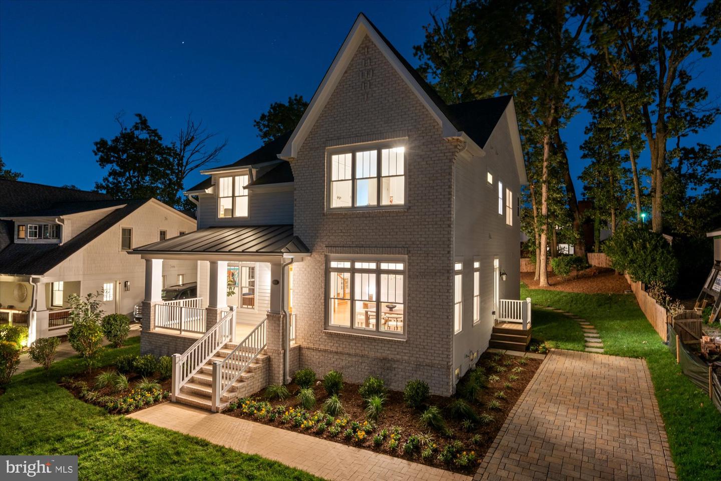 604 CRESTWOOD DR, ALEXANDRIA, Virginia 22302, 5 Bedrooms Bedrooms, ,4 BathroomsBathrooms,Residential,For sale,604 CRESTWOOD DR,VAAX2050766 MLS # VAAX2050766