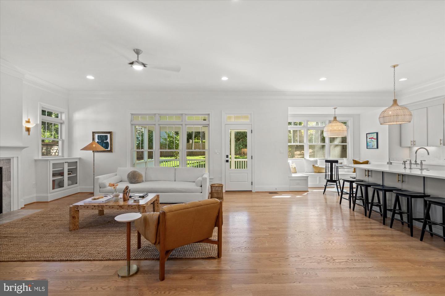 604 CRESTWOOD DR, ALEXANDRIA, Virginia 22302, 5 Bedrooms Bedrooms, ,4 BathroomsBathrooms,Residential,For sale,604 CRESTWOOD DR,VAAX2050766 MLS # VAAX2050766