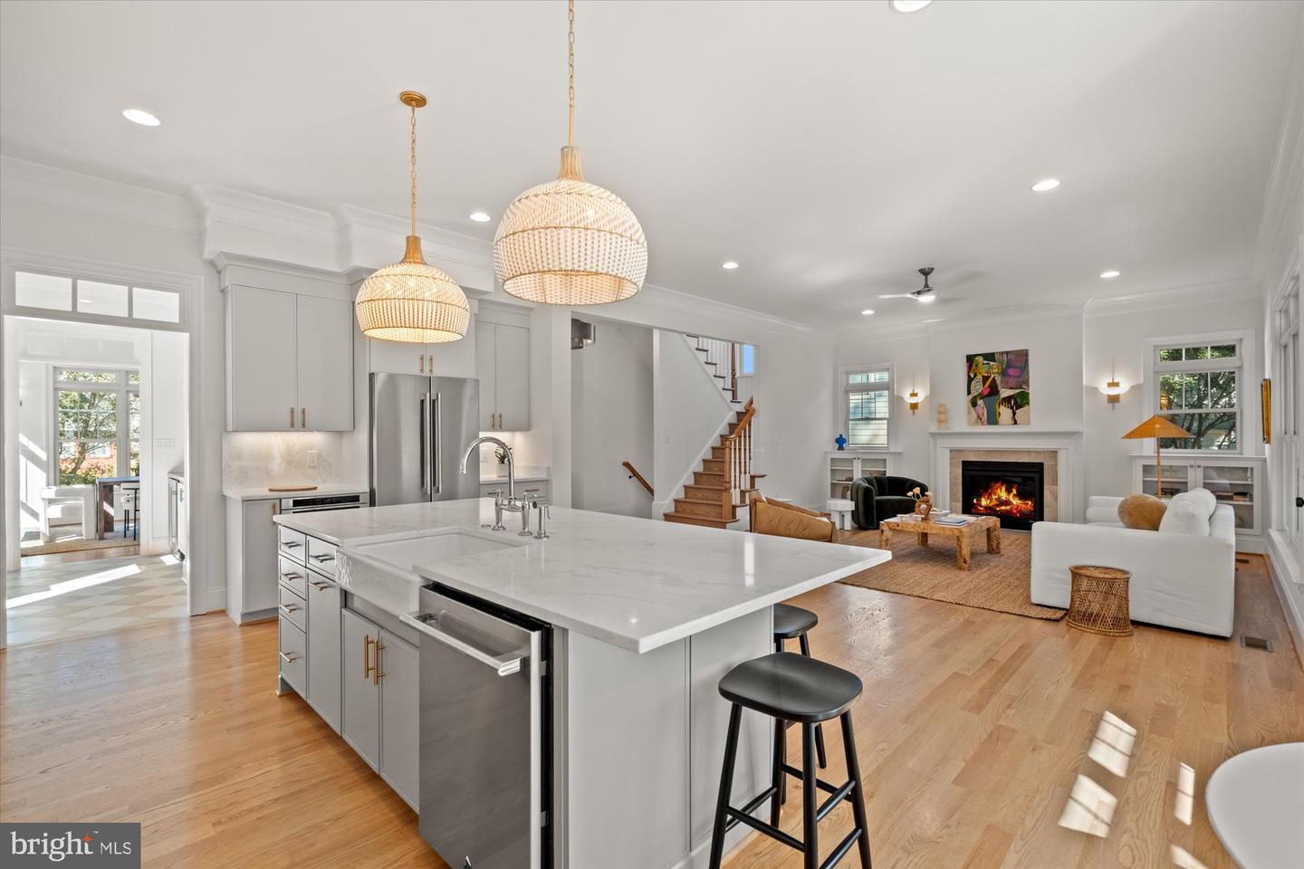 604 CRESTWOOD DR, ALEXANDRIA, Virginia 22302, 5 Bedrooms Bedrooms, ,4 BathroomsBathrooms,Residential,For sale,604 CRESTWOOD DR,VAAX2050766 MLS # VAAX2050766
