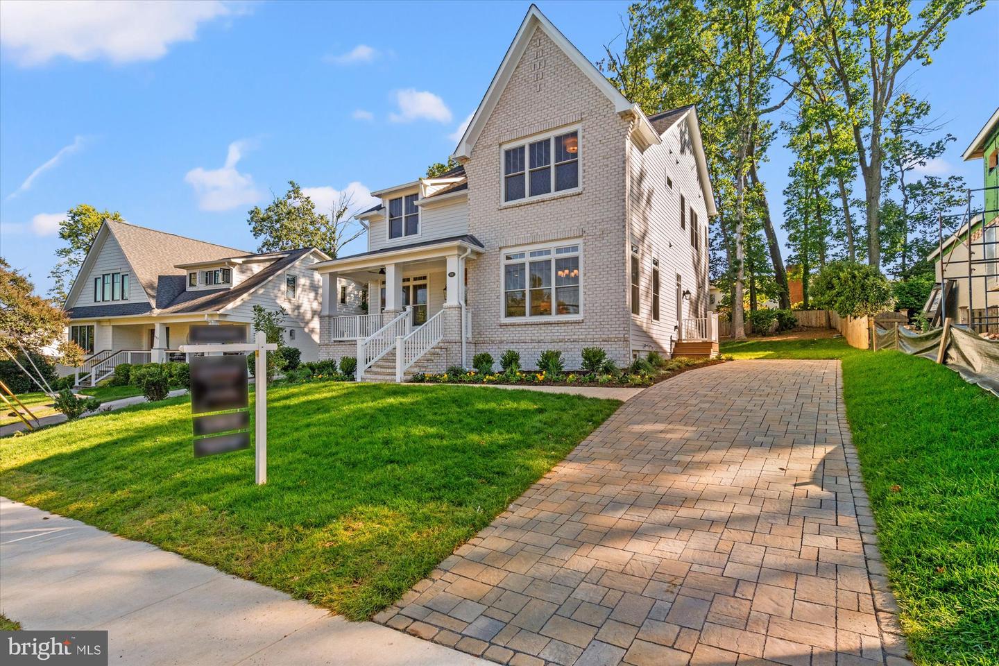 604 CRESTWOOD DR, ALEXANDRIA, Virginia 22302, 5 Bedrooms Bedrooms, ,4 BathroomsBathrooms,Residential,For sale,604 CRESTWOOD DR,VAAX2050766 MLS # VAAX2050766