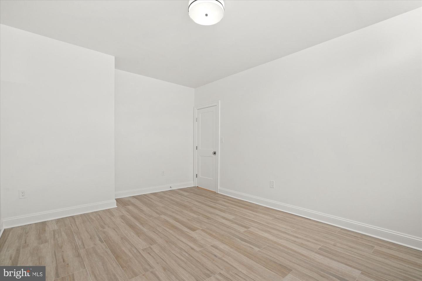 604 CRESTWOOD DR, ALEXANDRIA, Virginia 22302, 5 Bedrooms Bedrooms, ,4 BathroomsBathrooms,Residential,For sale,604 CRESTWOOD DR,VAAX2050766 MLS # VAAX2050766