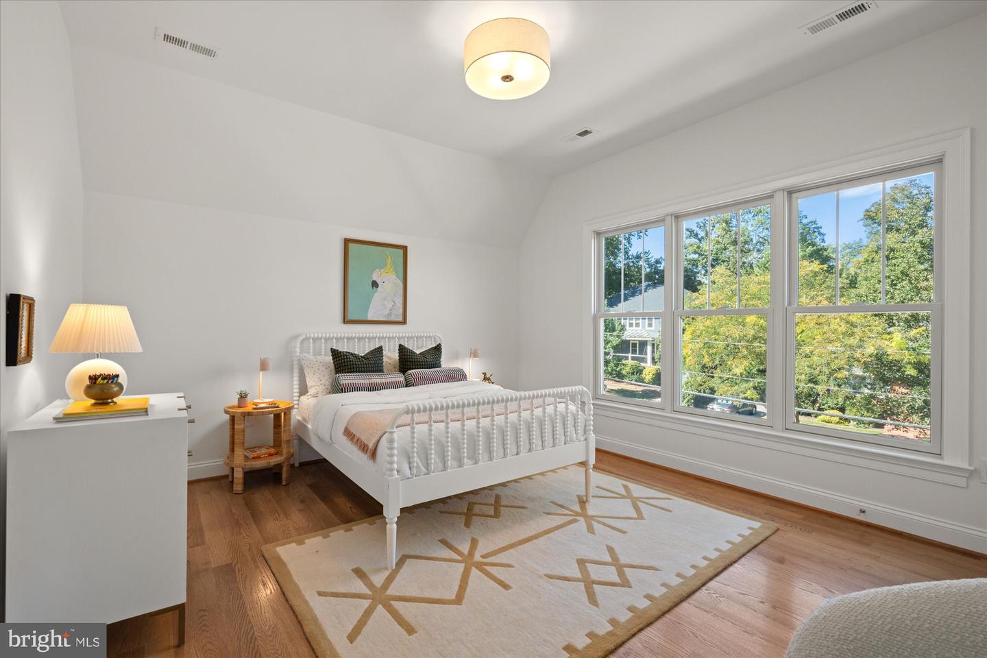 604 CRESTWOOD DR, ALEXANDRIA, Virginia 22302, 5 Bedrooms Bedrooms, ,4 BathroomsBathrooms,Residential,For sale,604 CRESTWOOD DR,VAAX2050766 MLS # VAAX2050766