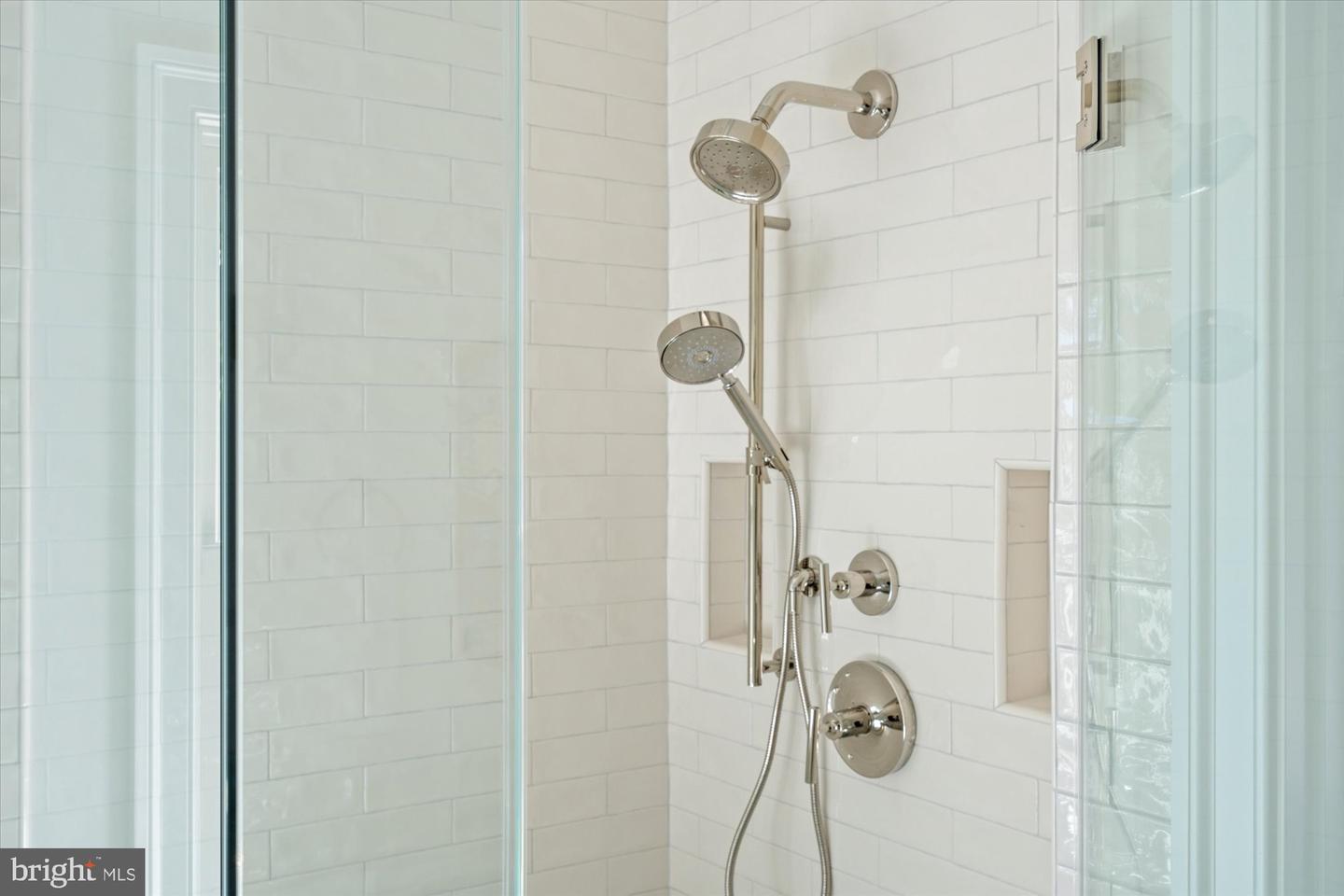 604 CRESTWOOD DR, ALEXANDRIA, Virginia 22302, 5 Bedrooms Bedrooms, ,4 BathroomsBathrooms,Residential,For sale,604 CRESTWOOD DR,VAAX2050766 MLS # VAAX2050766