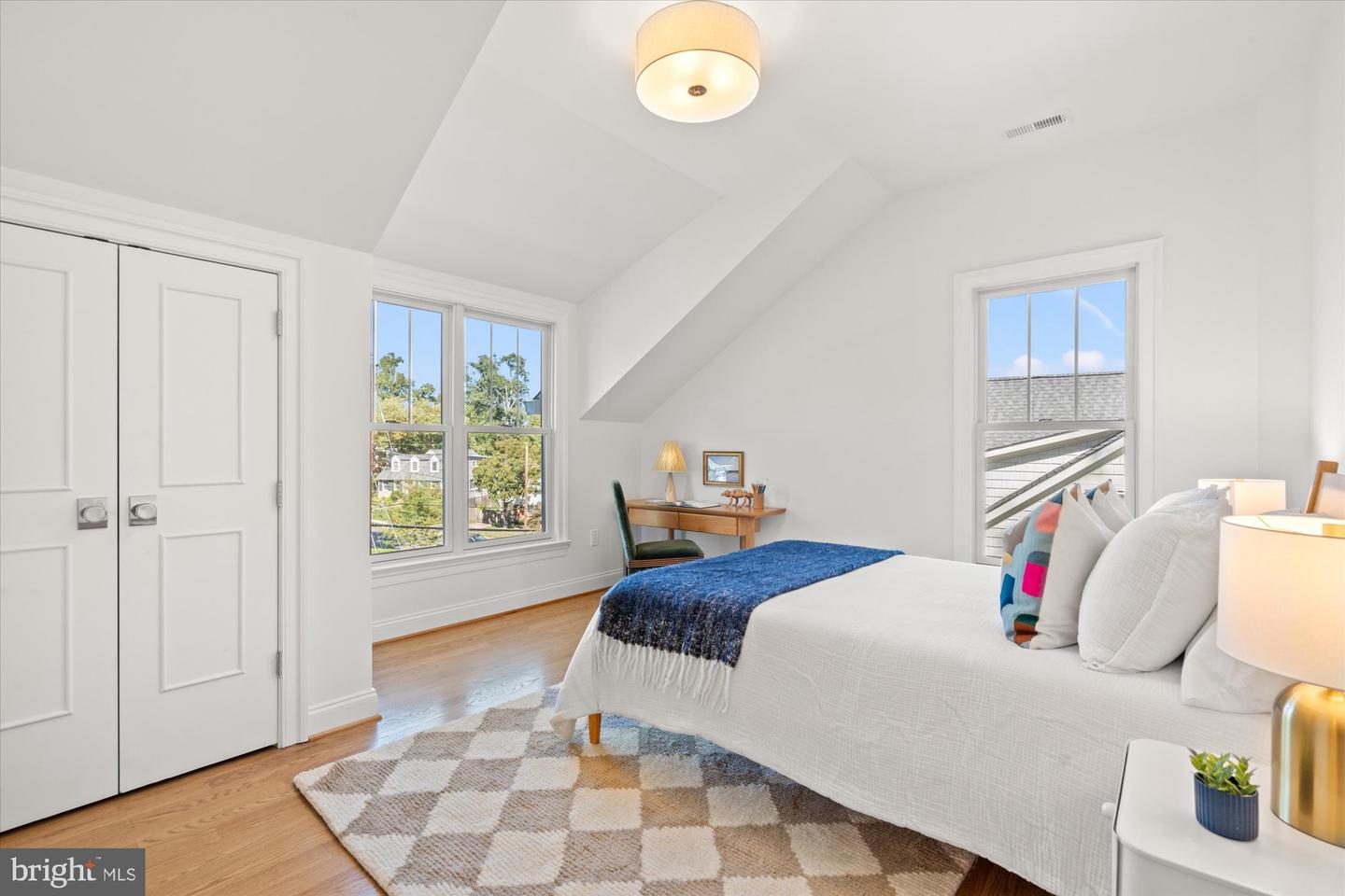 604 CRESTWOOD DR, ALEXANDRIA, Virginia 22302, 5 Bedrooms Bedrooms, ,4 BathroomsBathrooms,Residential,For sale,604 CRESTWOOD DR,VAAX2050766 MLS # VAAX2050766