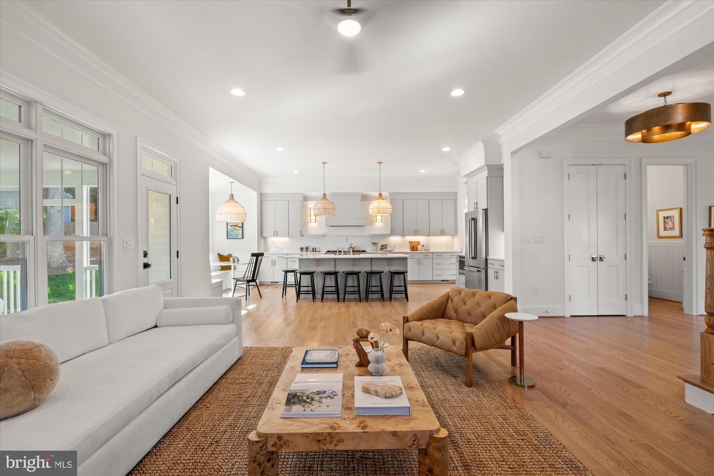 604 CRESTWOOD DR, ALEXANDRIA, Virginia 22302, 5 Bedrooms Bedrooms, ,4 BathroomsBathrooms,Residential,For sale,604 CRESTWOOD DR,VAAX2050766 MLS # VAAX2050766