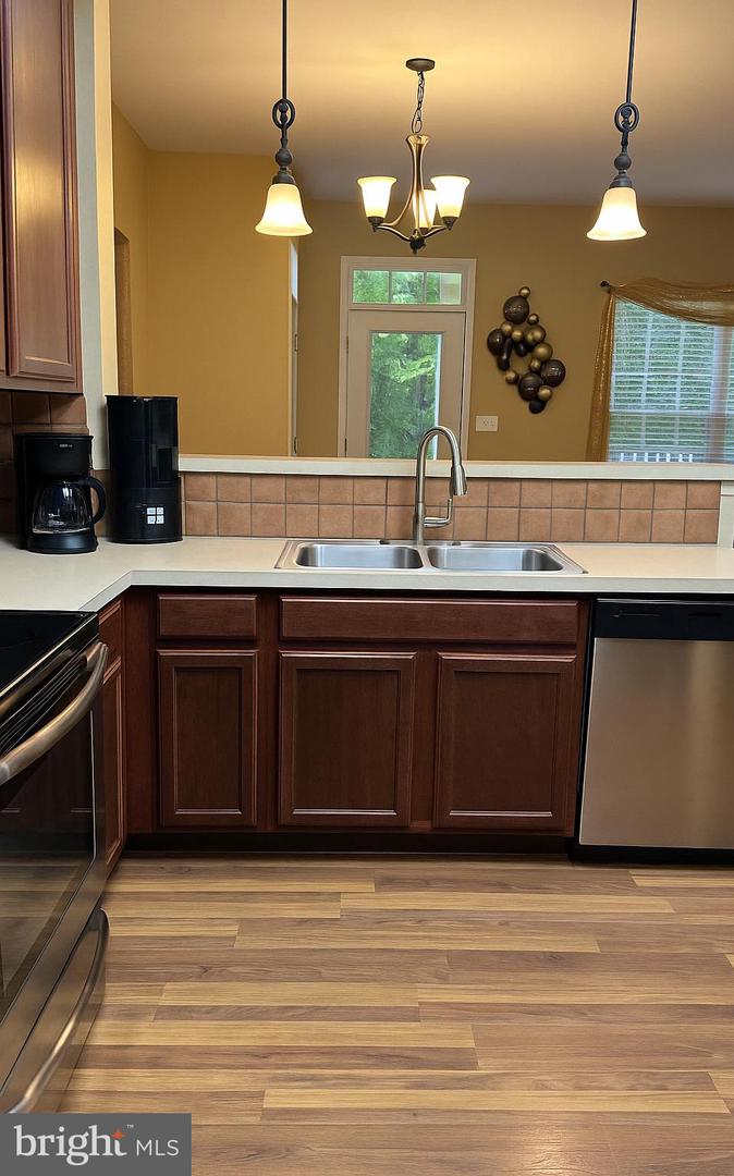 1416 TETON CIR, SUFFOLK, Virginia 23435, 3 Bedrooms Bedrooms, 6 Rooms Rooms,2 BathroomsBathrooms,Residential,For sale,1416 TETON CIR,VASF2000058 MLS # VASF2000058