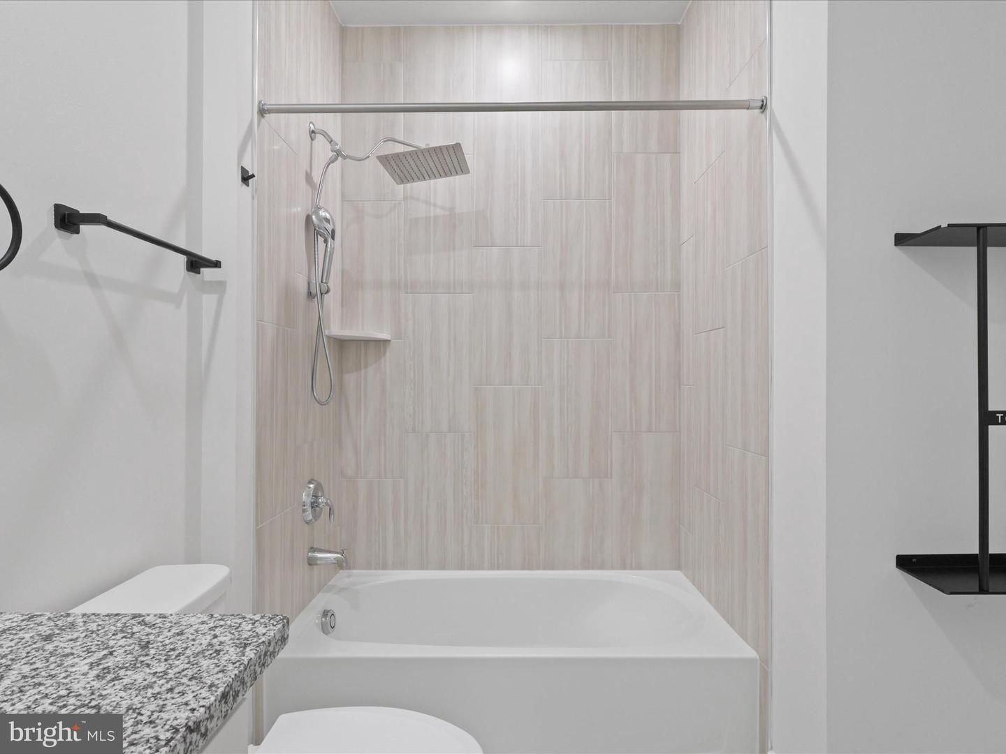 42874 FIREFLY SONATA TER #107, ASHBURN, Virginia 20148, 2 Bedrooms Bedrooms, ,2 BathroomsBathrooms,Residential,For sale,42874 FIREFLY SONATA TER #107,VALO2108922 MLS # VALO2108922