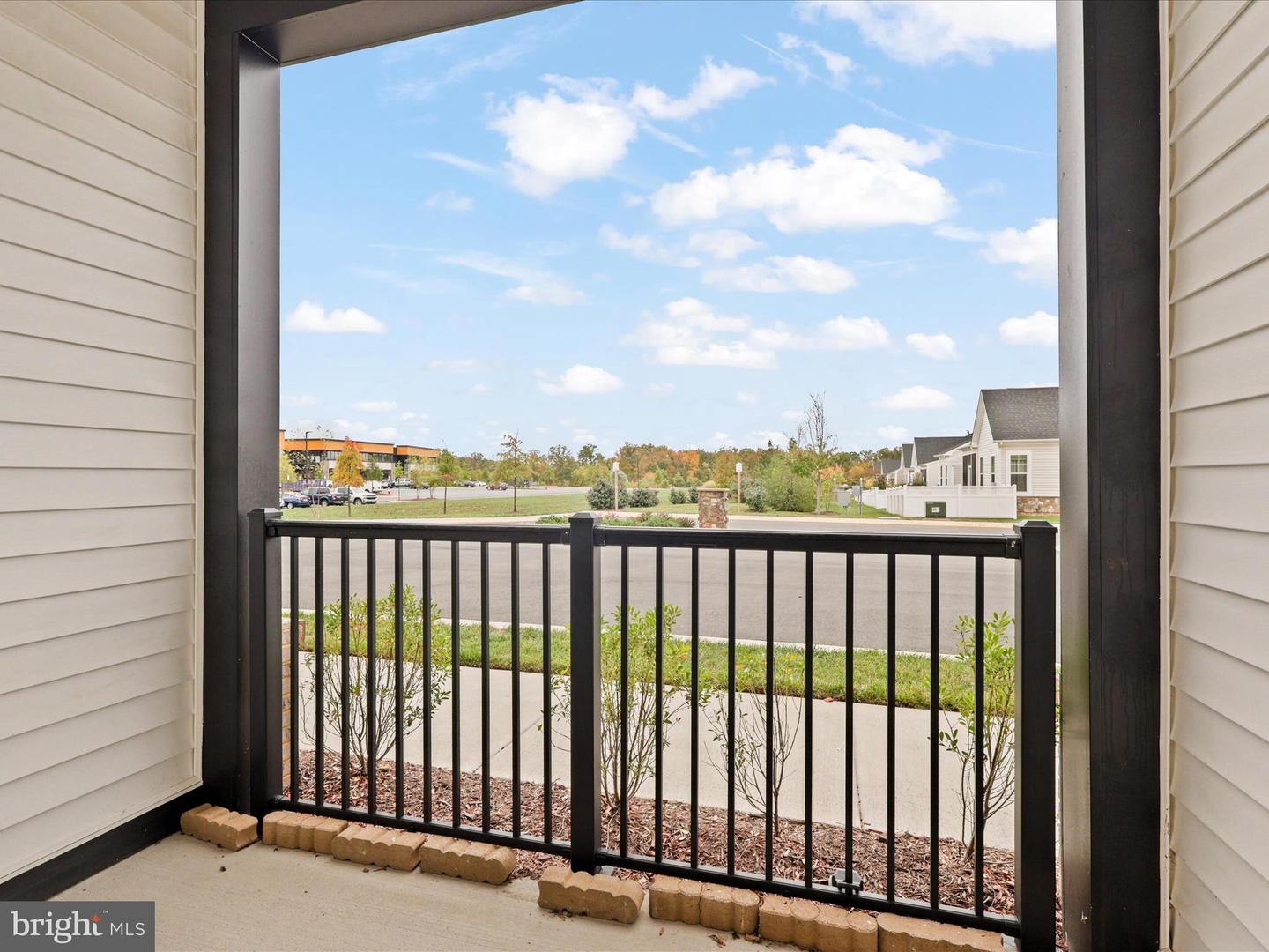 42874 FIREFLY SONATA TER #107, ASHBURN, Virginia 20148, 2 Bedrooms Bedrooms, ,2 BathroomsBathrooms,Residential,For sale,42874 FIREFLY SONATA TER #107,VALO2108922 MLS # VALO2108922