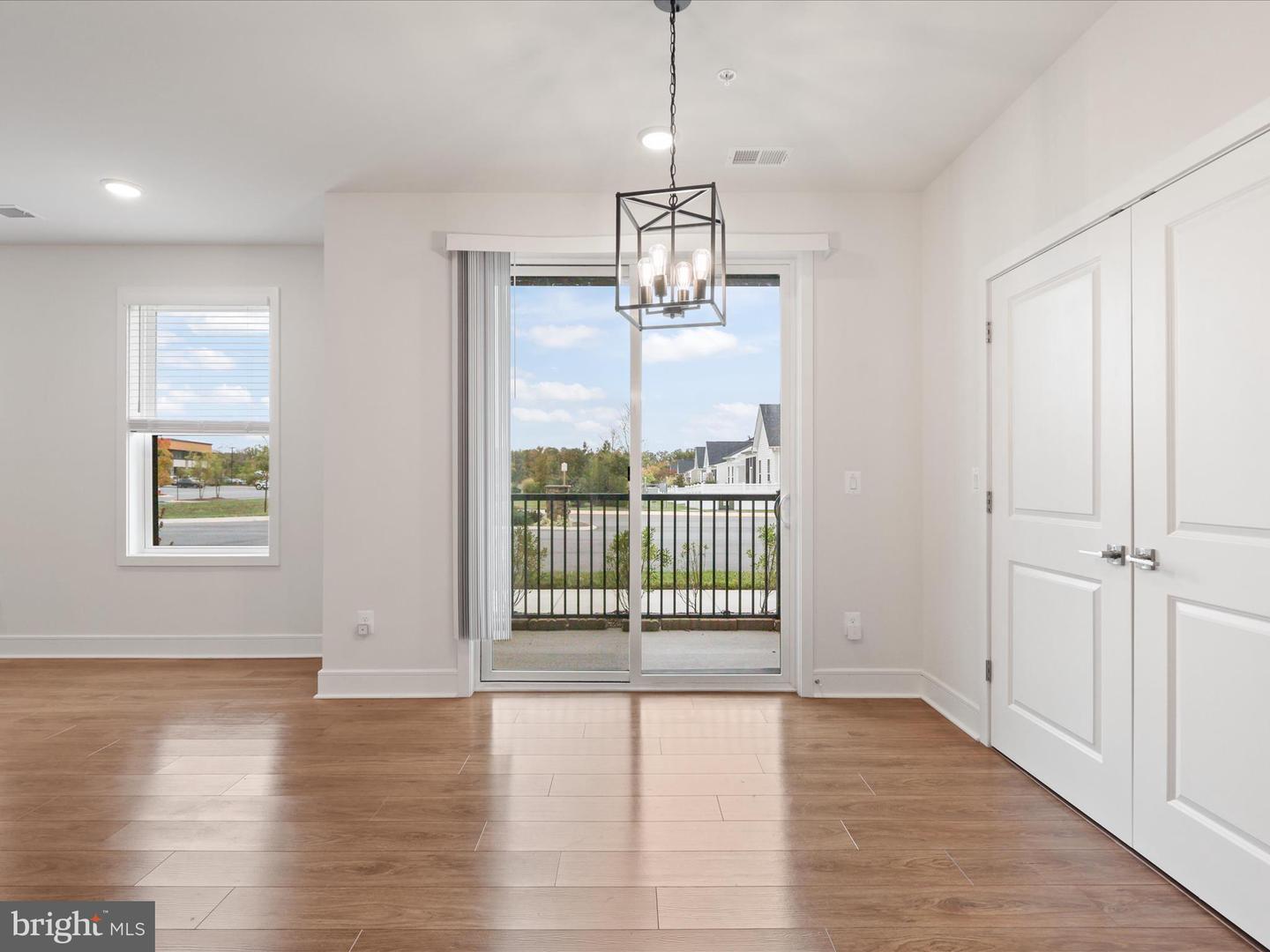 42874 FIREFLY SONATA TER #107, ASHBURN, Virginia 20148, 2 Bedrooms Bedrooms, ,2 BathroomsBathrooms,Residential,For sale,42874 FIREFLY SONATA TER #107,VALO2108922 MLS # VALO2108922