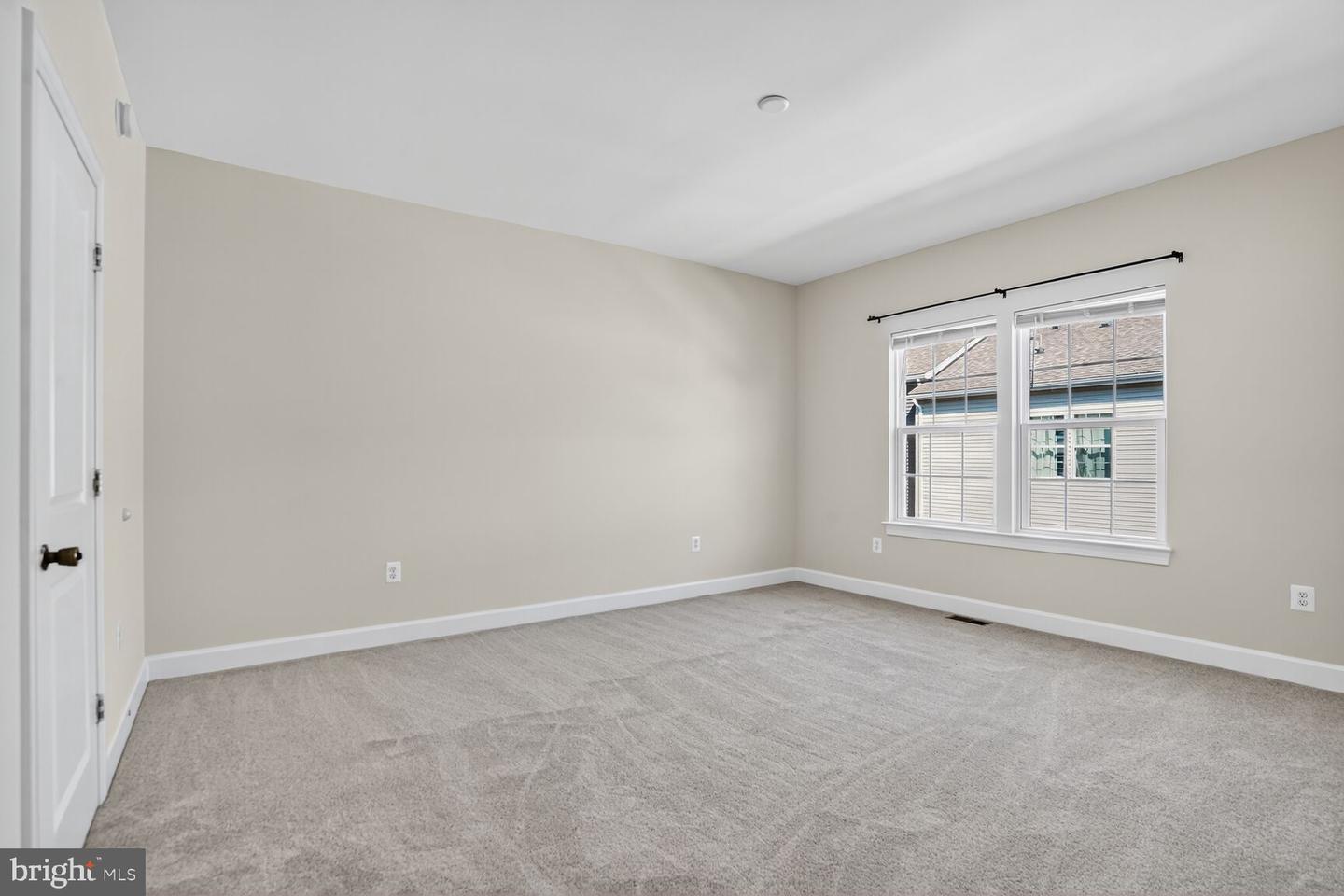 15272 CARTERSVILLE CT, HAYMARKET, Virginia 20169, 3 Bedrooms Bedrooms, ,3 BathroomsBathrooms,Residential,For sale,15272 CARTERSVILLE CT,VAPW2106014 MLS # VAPW2106014