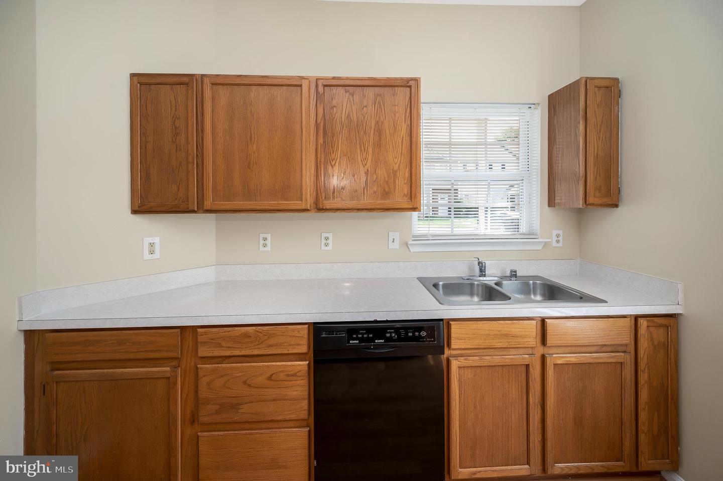 2901 BROYHILL CT, FREDERICKSBURG, Virginia 22408, 2 Bedrooms Bedrooms, ,2 BathroomsBathrooms,Residential,For sale,2901 BROYHILL CT,VASP2036914 MLS # VASP2036914