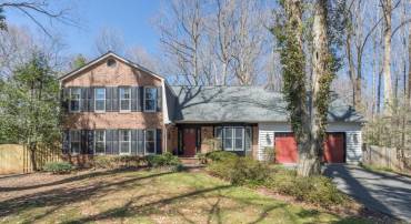 11330 EDENDERRY DR, FAIRFAX, Virginia 22030, 4 Bedrooms Bedrooms, ,3 BathroomsBathrooms,Residential,For sale,11330 EDENDERRY DR,VAFX2274418 MLS # VAFX2274418