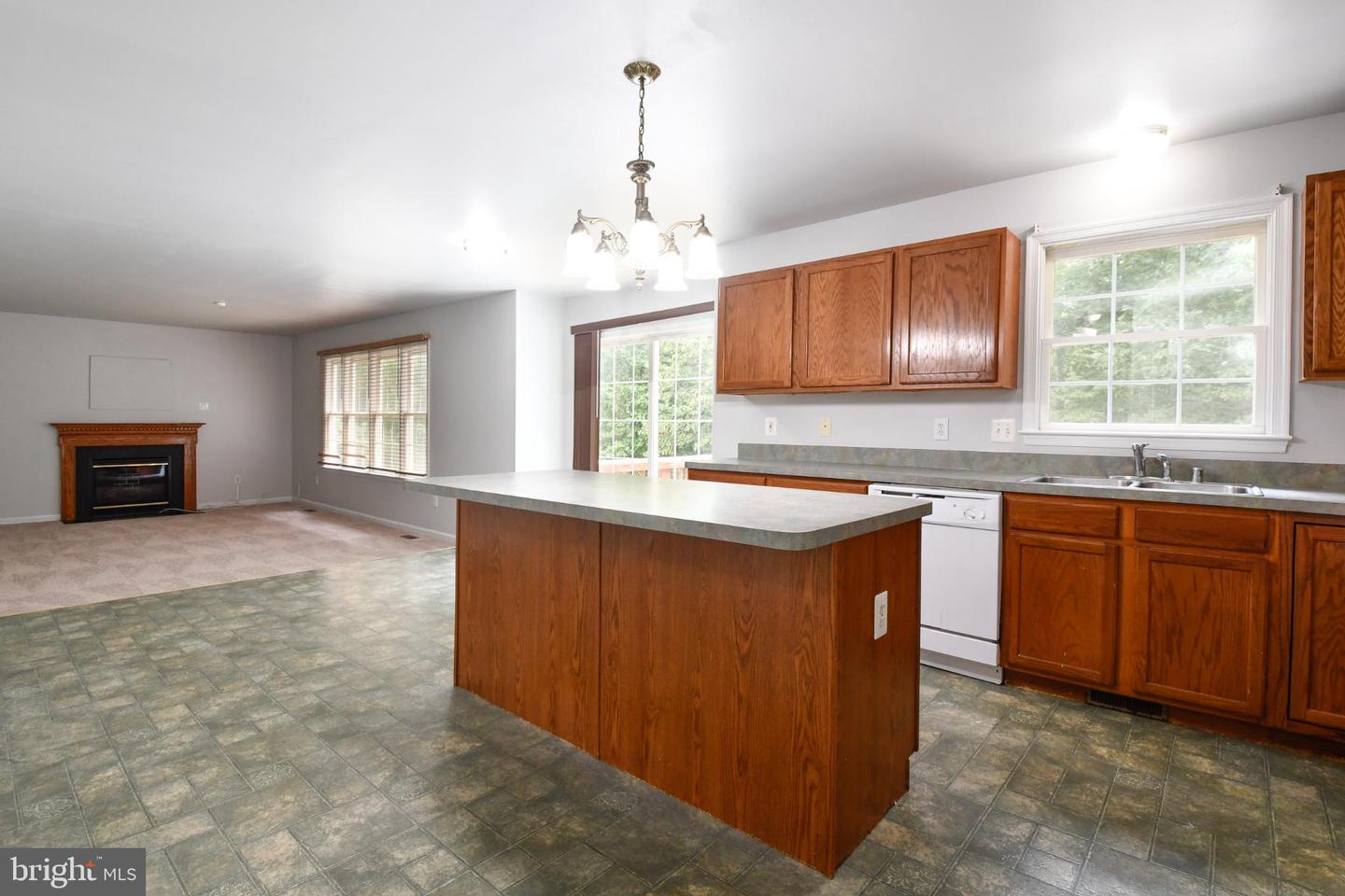 3802 TOWNSLEY ST, FREDERICKSBURG, Virginia 22408, 5 Bedrooms Bedrooms, 18 Rooms Rooms,3 BathroomsBathrooms,Residential,For sale,3802 TOWNSLEY ST,VASP2036932 MLS # VASP2036932