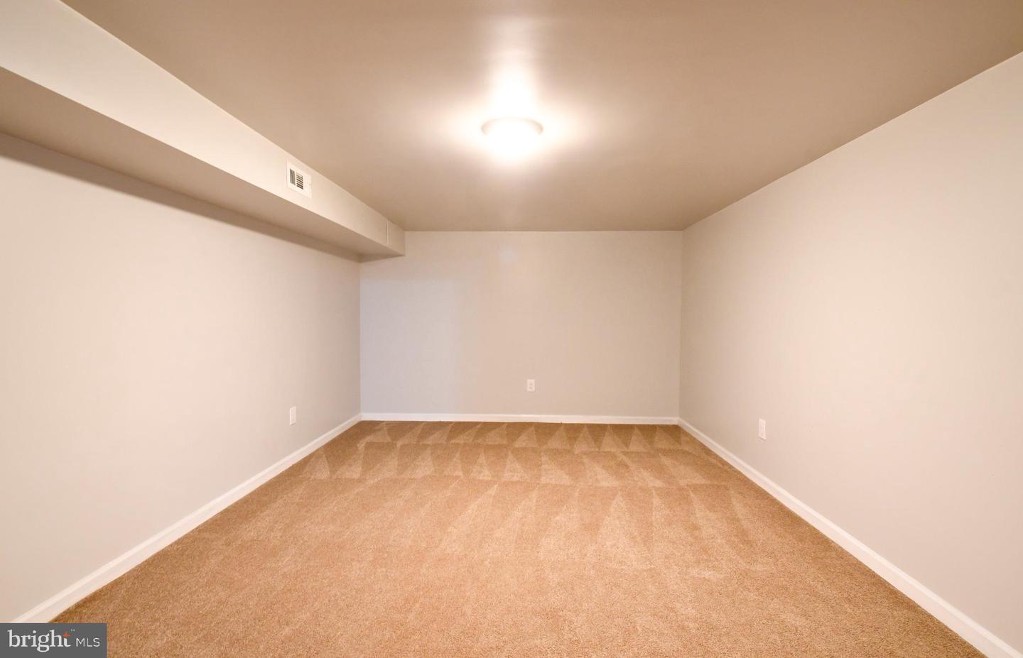 3802 TOWNSLEY ST, FREDERICKSBURG, Virginia 22408, 5 Bedrooms Bedrooms, 18 Rooms Rooms,3 BathroomsBathrooms,Residential,For sale,3802 TOWNSLEY ST,VASP2036932 MLS # VASP2036932