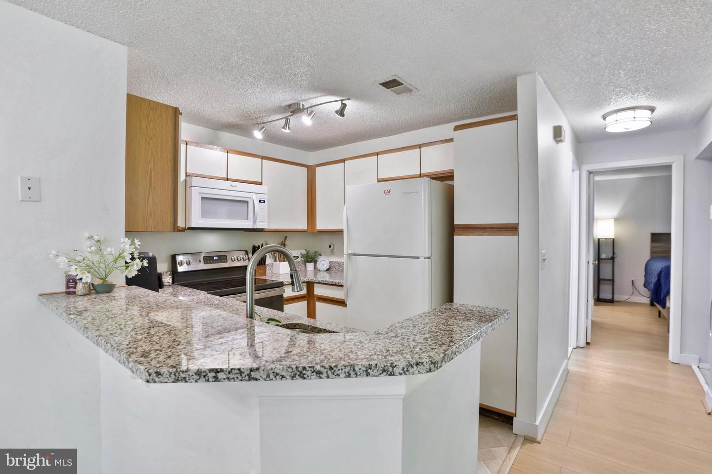 11723-C SUMMERCHASE CIR, RESTON, Virginia 20194, 2 Bedrooms Bedrooms, 4 Rooms Rooms,1 BathroomBathrooms,Residential,For sale,11723-C SUMMERCHASE CIR,VAFX2274616 MLS # VAFX2274616 11723-C SUMMERCHASE CIR, RESTON, Virginia 20194, 2 Bedrooms Bedrooms, 4 Rooms Rooms,1 BathroomBathrooms,Residential,For sale,11723-C SUMMERCHASE CIR,VAFX2274616 MLS # VAFX2274616