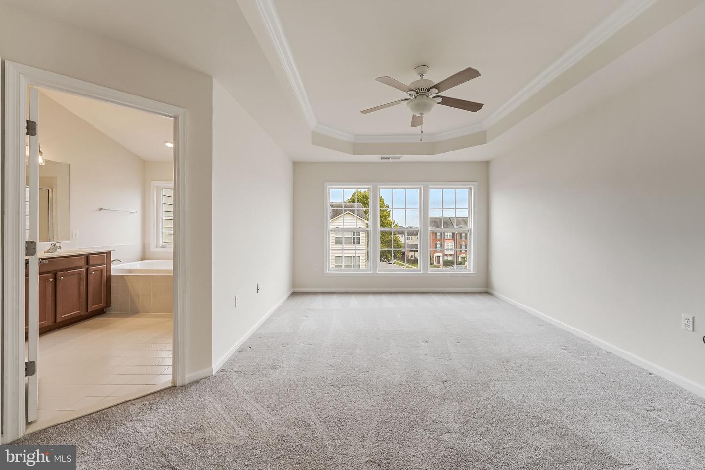 16329 FLOTSAM LN, WOODBRIDGE, Virginia 22191, 3 Bedrooms Bedrooms, ,3 BathroomsBathrooms,Residential,For sale,16329 FLOTSAM LN,VAPW2106086 MLS # VAPW2106086