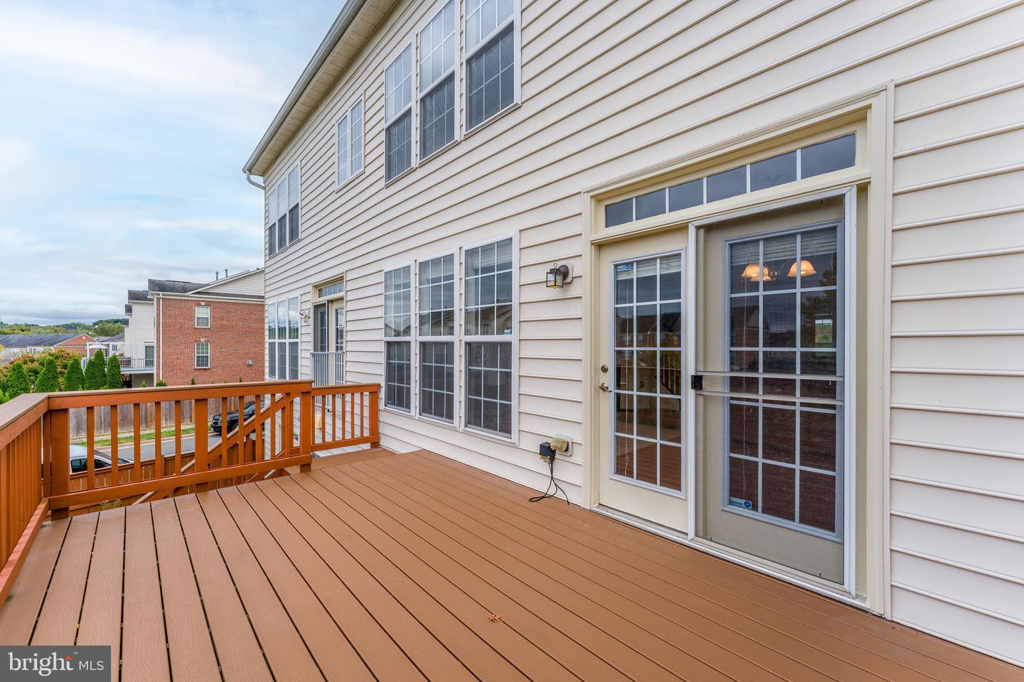 16329 FLOTSAM LN, WOODBRIDGE, Virginia 22191, 3 Bedrooms Bedrooms, ,3 BathroomsBathrooms,Residential,For sale,16329 FLOTSAM LN,VAPW2106086 MLS # VAPW2106086