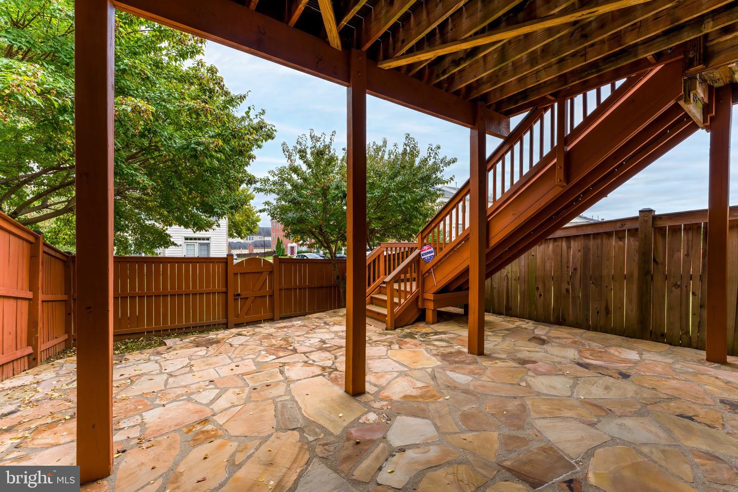 16329 FLOTSAM LN, WOODBRIDGE, Virginia 22191, 3 Bedrooms Bedrooms, ,3 BathroomsBathrooms,Residential,For sale,16329 FLOTSAM LN,VAPW2106086 MLS # VAPW2106086