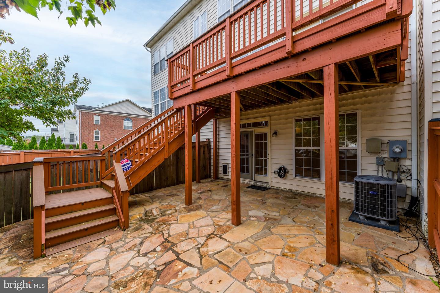 16329 FLOTSAM LN, WOODBRIDGE, Virginia 22191, 3 Bedrooms Bedrooms, ,3 BathroomsBathrooms,Residential,For sale,16329 FLOTSAM LN,VAPW2106086 MLS # VAPW2106086