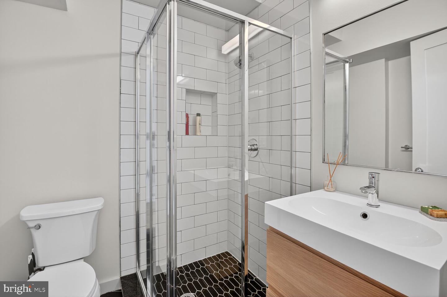 1719 6TH ST NW, WASHINGTON, District Of Columbia 20001, 4 Bedrooms Bedrooms, ,3 BathroomsBathrooms,Residential,For sale,1719 6TH ST NW,DCDC2227260 MLS # DCDC2227260