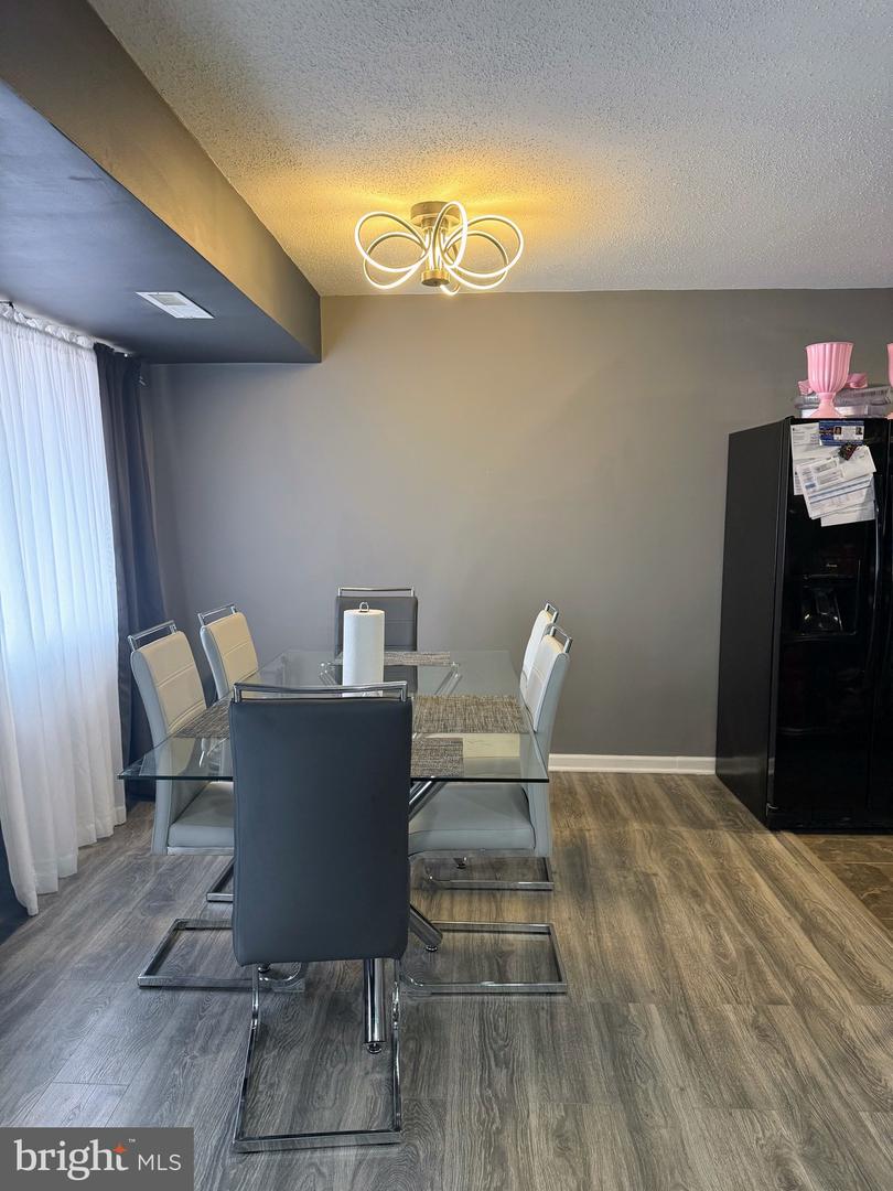 5831 QUANTRELL AVE #505, ALEXANDRIA, Virginia 22312, 2 Bedrooms Bedrooms, ,1 BathroomBathrooms,Residential,For sale,5831 QUANTRELL AVE #505,VAAX2050888 MLS # VAAX2050888