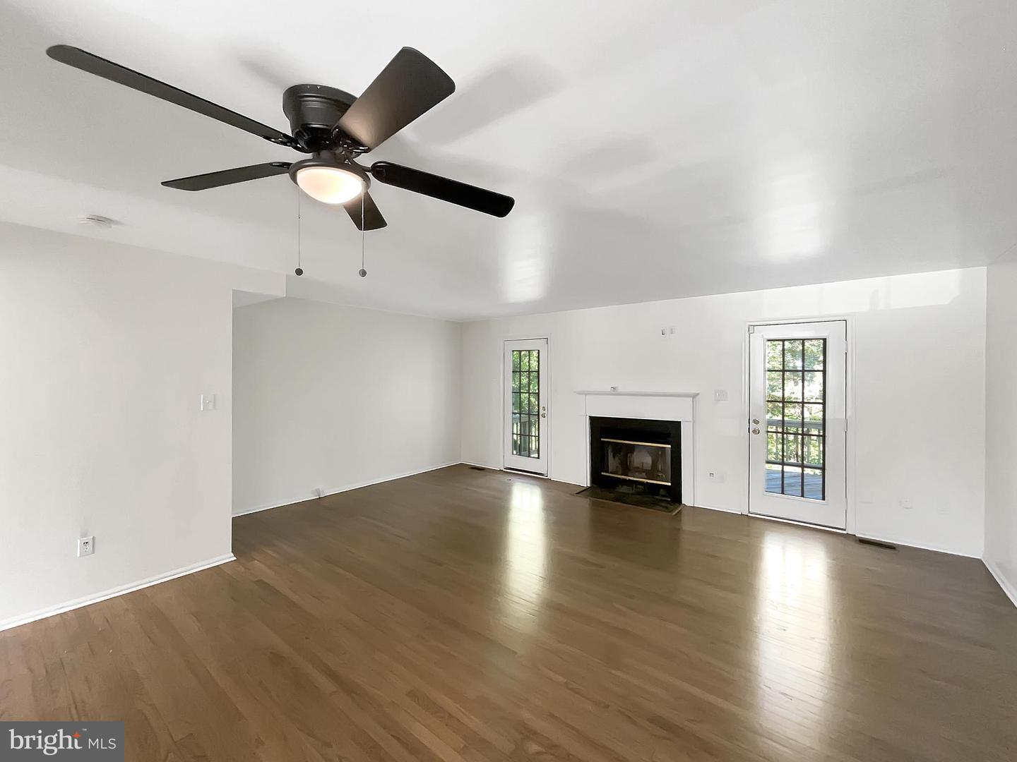 8524 CHARNWOOD CT, MANASSAS, Virginia 20111, 3 Bedrooms Bedrooms, ,3 BathroomsBathrooms,Residential,For sale,8524 CHARNWOOD CT,VAPW2106102 MLS # VAPW2106102