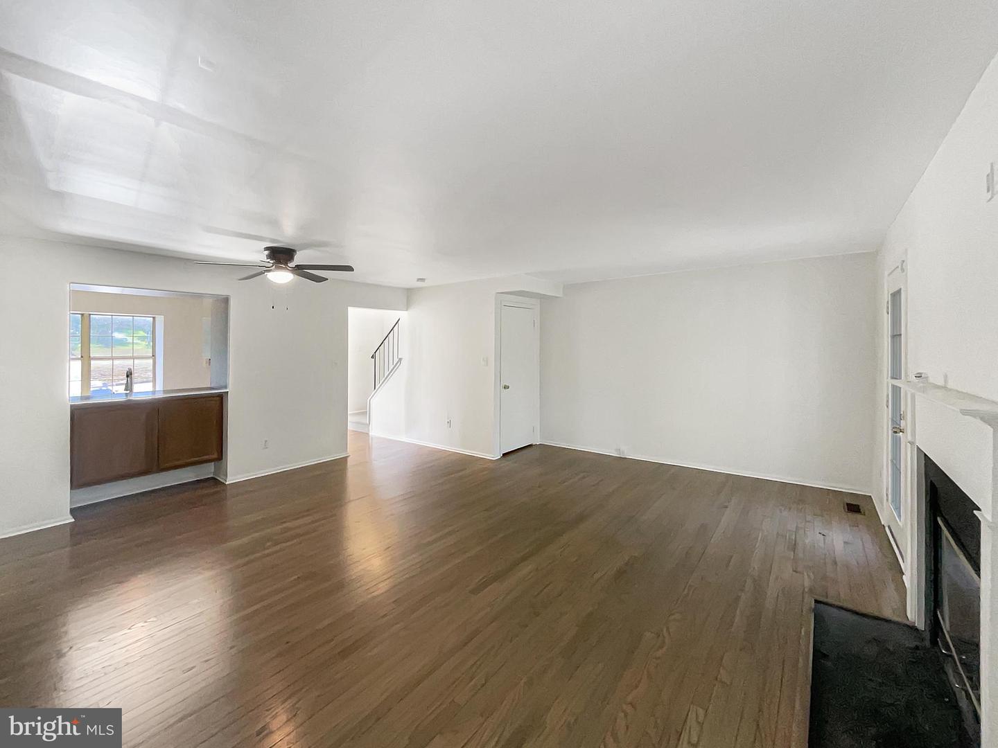 8524 CHARNWOOD CT, MANASSAS, Virginia 20111, 3 Bedrooms Bedrooms, ,3 BathroomsBathrooms,Residential,For sale,8524 CHARNWOOD CT,VAPW2106102 MLS # VAPW2106102