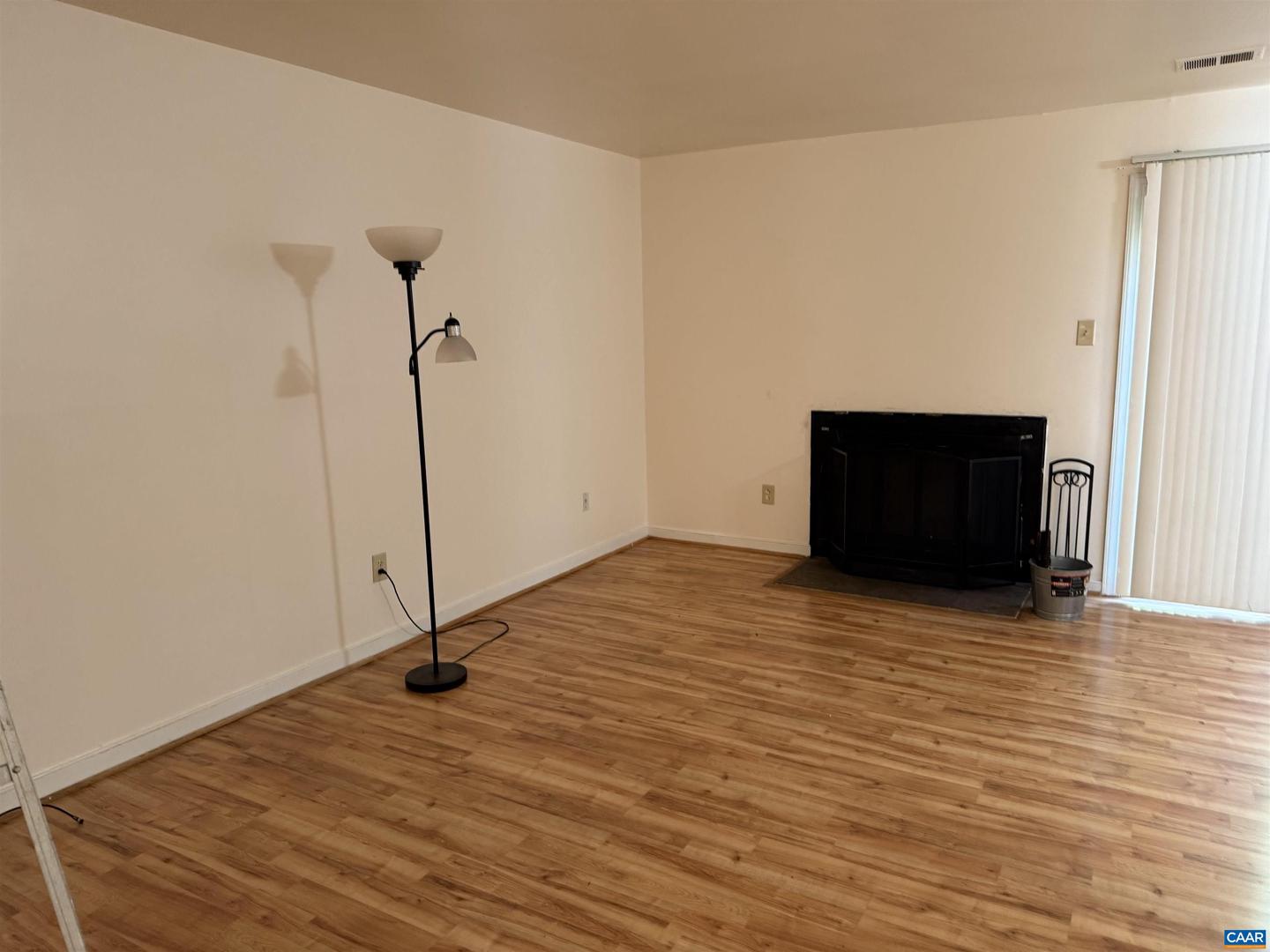 638 CRUMPET CT, CHARLOTTESVILLE, Virginia 22901, 3 Bedrooms Bedrooms, ,2 BathroomsBathrooms,Residential,For sale,638 CRUMPET CT,670079 MLS # 670079