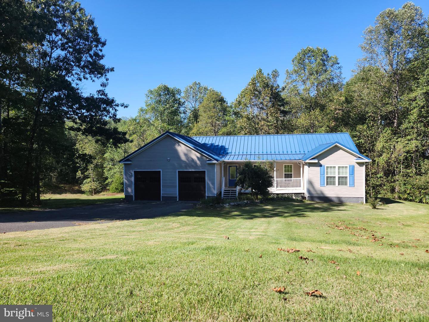 8314 MYRTLE LN, KING GEORGE, Virginia 22485, 4 Bedrooms Bedrooms, ,3 BathroomsBathrooms,Residential,For sale,8314 MYRTLE LN,VAKG2007160 MLS # VAKG2007160