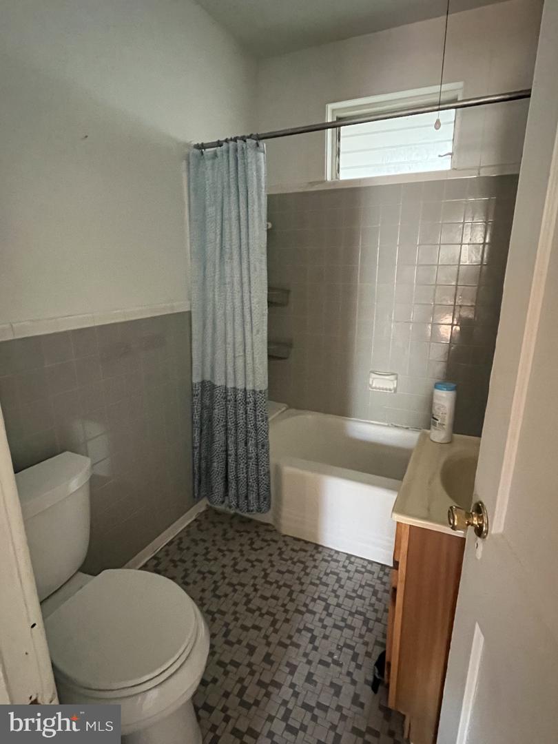 4227 BRANDYWINE ST NW, WASHINGTON, District Of Columbia 20016, 3 Bedrooms Bedrooms, ,2 BathroomsBathrooms,Residential,For sale,4227 BRANDYWINE ST NW,DCDC2227356 MLS # DCDC2227356