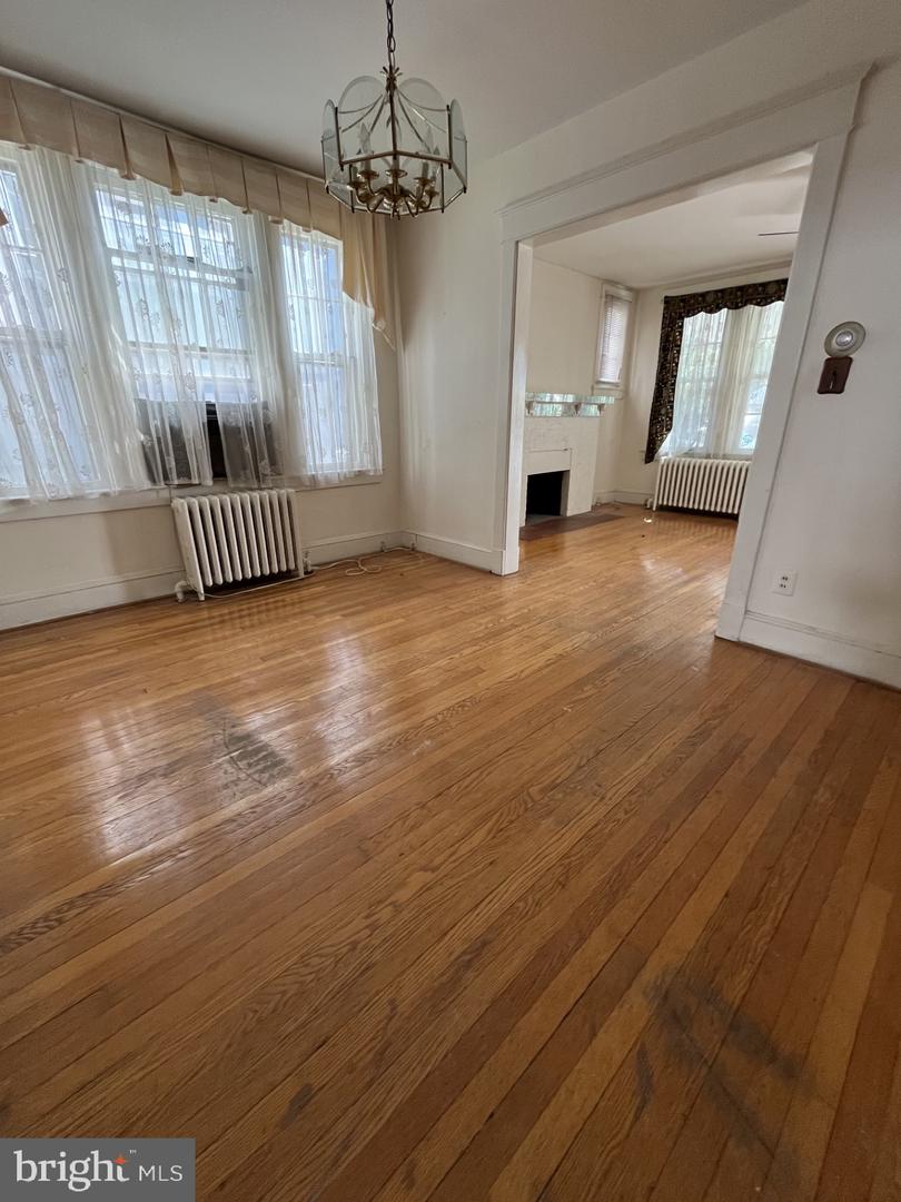 4227 BRANDYWINE ST NW, WASHINGTON, District Of Columbia 20016, 3 Bedrooms Bedrooms, ,2 BathroomsBathrooms,Residential,For sale,4227 BRANDYWINE ST NW,DCDC2227356 MLS # DCDC2227356