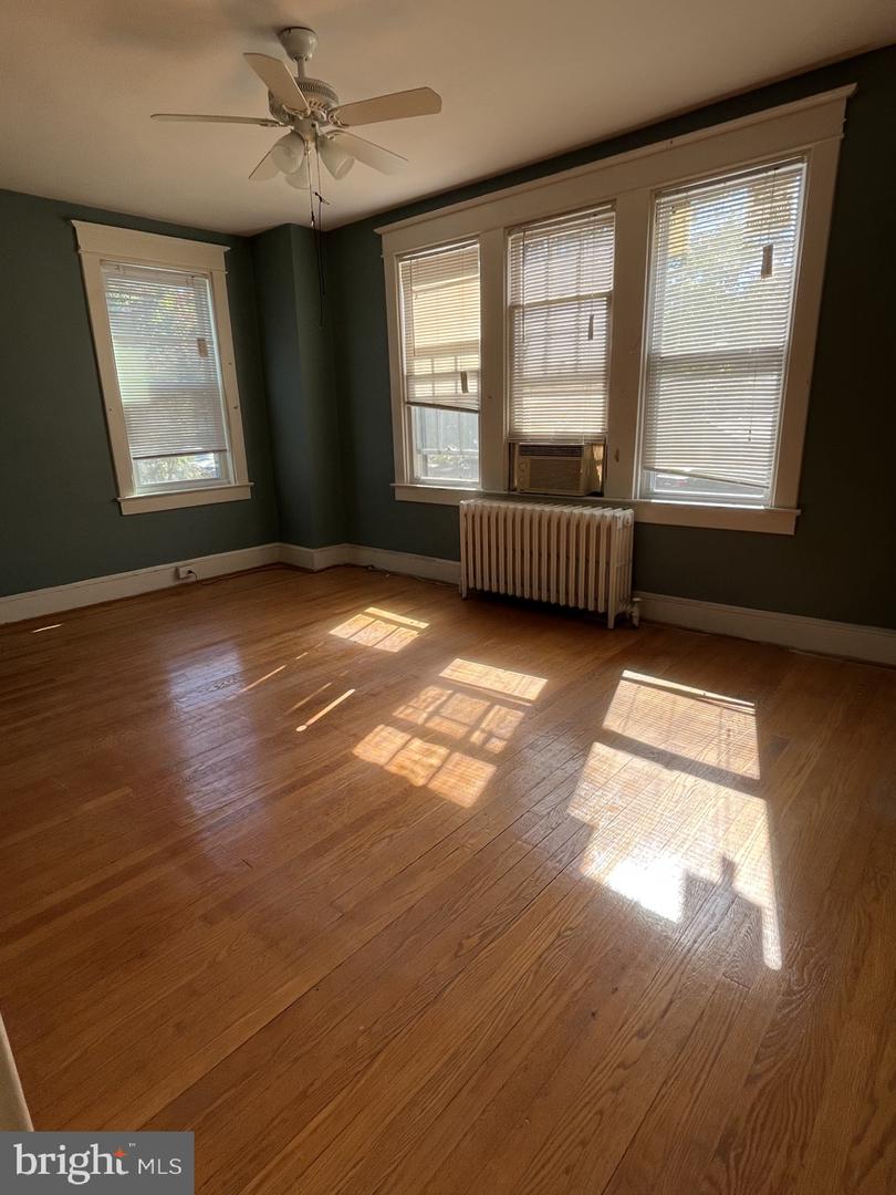 4227 BRANDYWINE ST NW, WASHINGTON, District Of Columbia 20016, 3 Bedrooms Bedrooms, ,2 BathroomsBathrooms,Residential,For sale,4227 BRANDYWINE ST NW,DCDC2227356 MLS # DCDC2227356