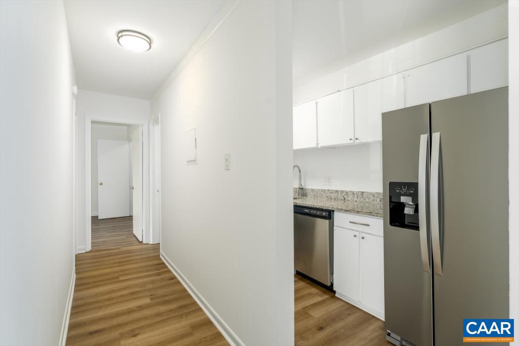 555 BURGOYNE RD #13, CHARLOTTESVILLE, Virginia 22901, 2 Bedrooms Bedrooms, ,1 BathroomBathrooms,Residential,For sale,555 BURGOYNE RD #13,670082 MLS # 670082