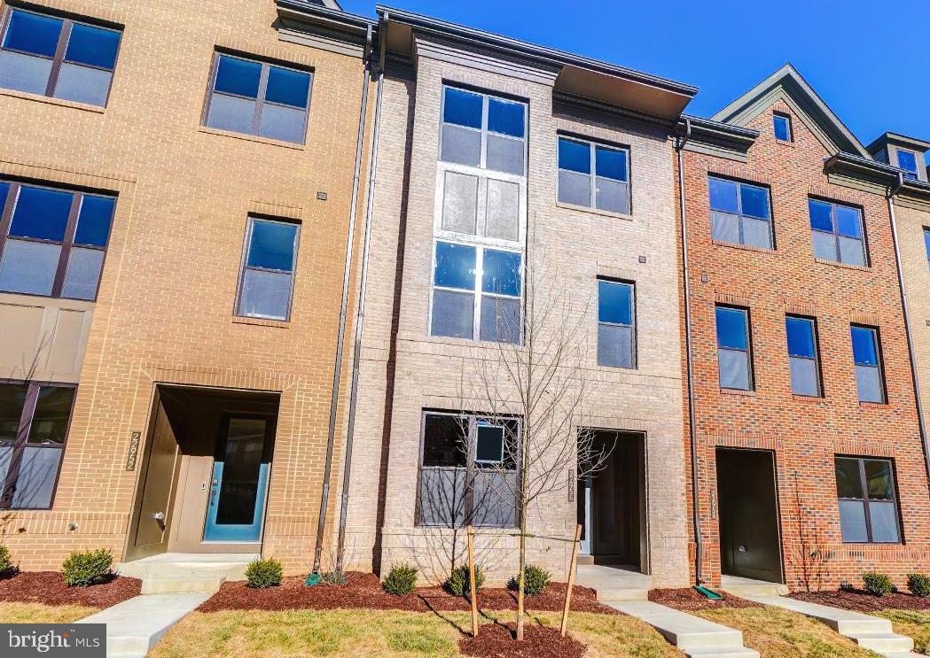22954 SULLIVANS COVE SQ, BRAMBLETON, Virginia 20148, 3 Bedrooms Bedrooms, ,3 BathroomsBathrooms,Residential,For sale,22954 SULLIVANS COVE SQ,VALO2109042 MLS # VALO2109042