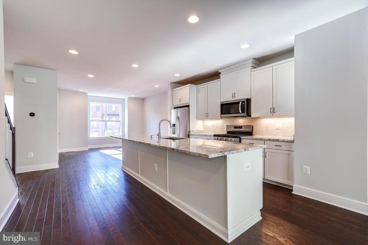 22954 SULLIVANS COVE SQ, BRAMBLETON, Virginia 20148, 3 Bedrooms Bedrooms, ,3 BathroomsBathrooms,Residential,For sale,22954 SULLIVANS COVE SQ,VALO2109042 MLS # VALO2109042