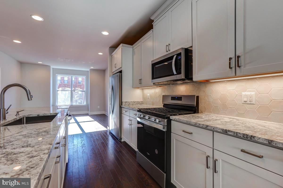 22954 SULLIVANS COVE SQ, BRAMBLETON, Virginia 20148, 3 Bedrooms Bedrooms, ,3 BathroomsBathrooms,Residential,For sale,22954 SULLIVANS COVE SQ,VALO2109042 MLS # VALO2109042