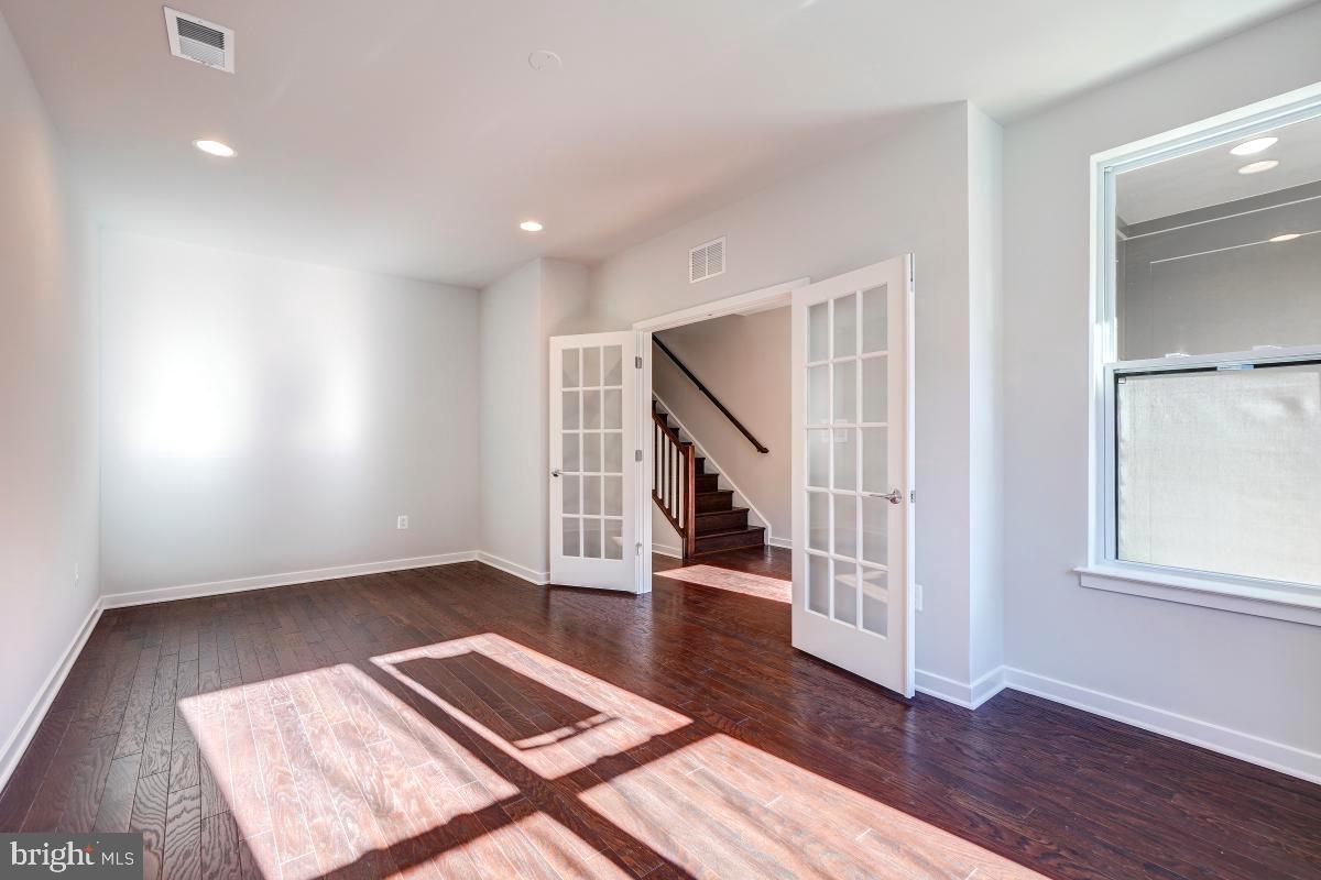 22954 SULLIVANS COVE SQ, BRAMBLETON, Virginia 20148, 3 Bedrooms Bedrooms, ,3 BathroomsBathrooms,Residential,For sale,22954 SULLIVANS COVE SQ,VALO2109042 MLS # VALO2109042