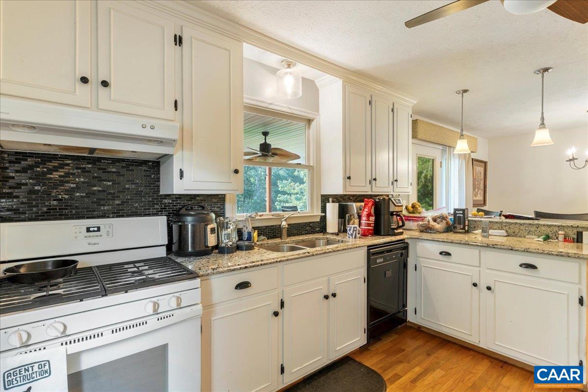 100 SONG BIRD LN, STANARDSVILLE, Virginia 22973, 3 Bedrooms Bedrooms, ,3 BathroomsBathrooms,Residential,For sale,100 SONG BIRD LN,670083 MLS # 670083