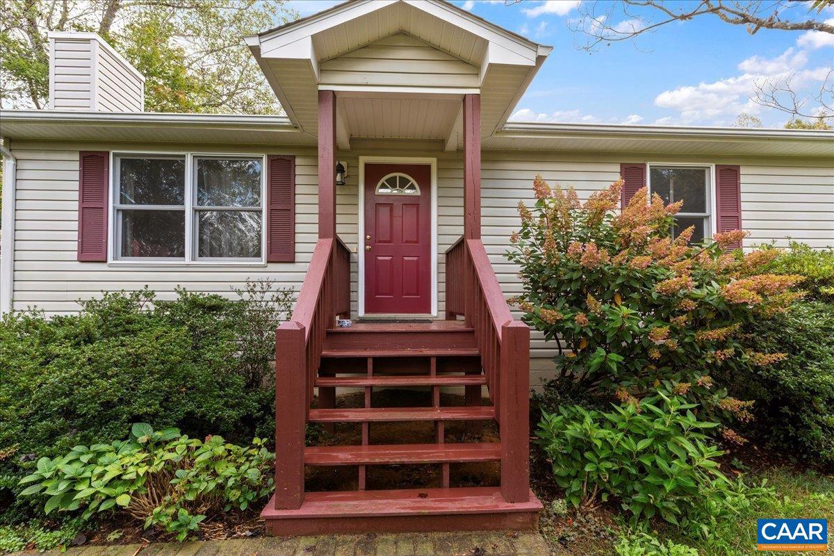 100 SONG BIRD LN, STANARDSVILLE, Virginia 22973, 3 Bedrooms Bedrooms, ,3 BathroomsBathrooms,Residential,For sale,100 SONG BIRD LN,670083 MLS # 670083