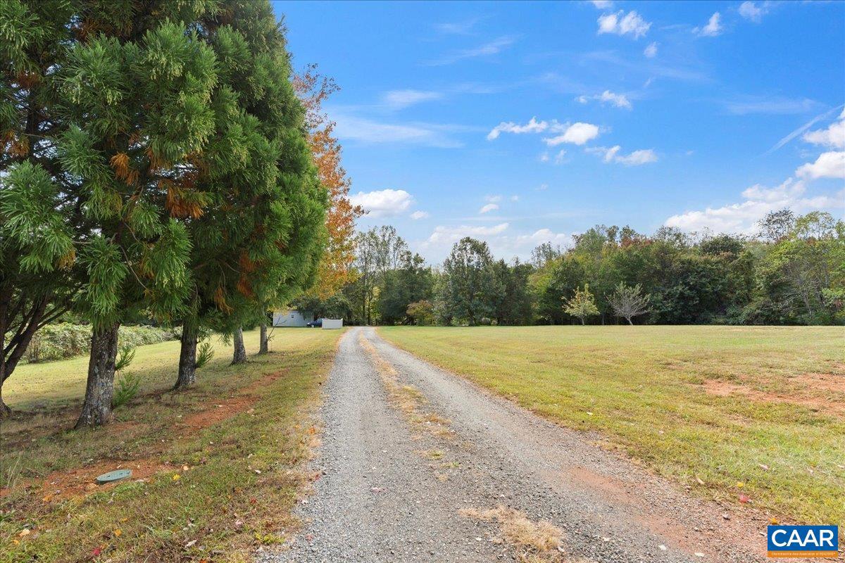 100 SONG BIRD LN, STANARDSVILLE, Virginia 22973, 3 Bedrooms Bedrooms, ,3 BathroomsBathrooms,Residential,For sale,100 SONG BIRD LN,670083 MLS # 670083