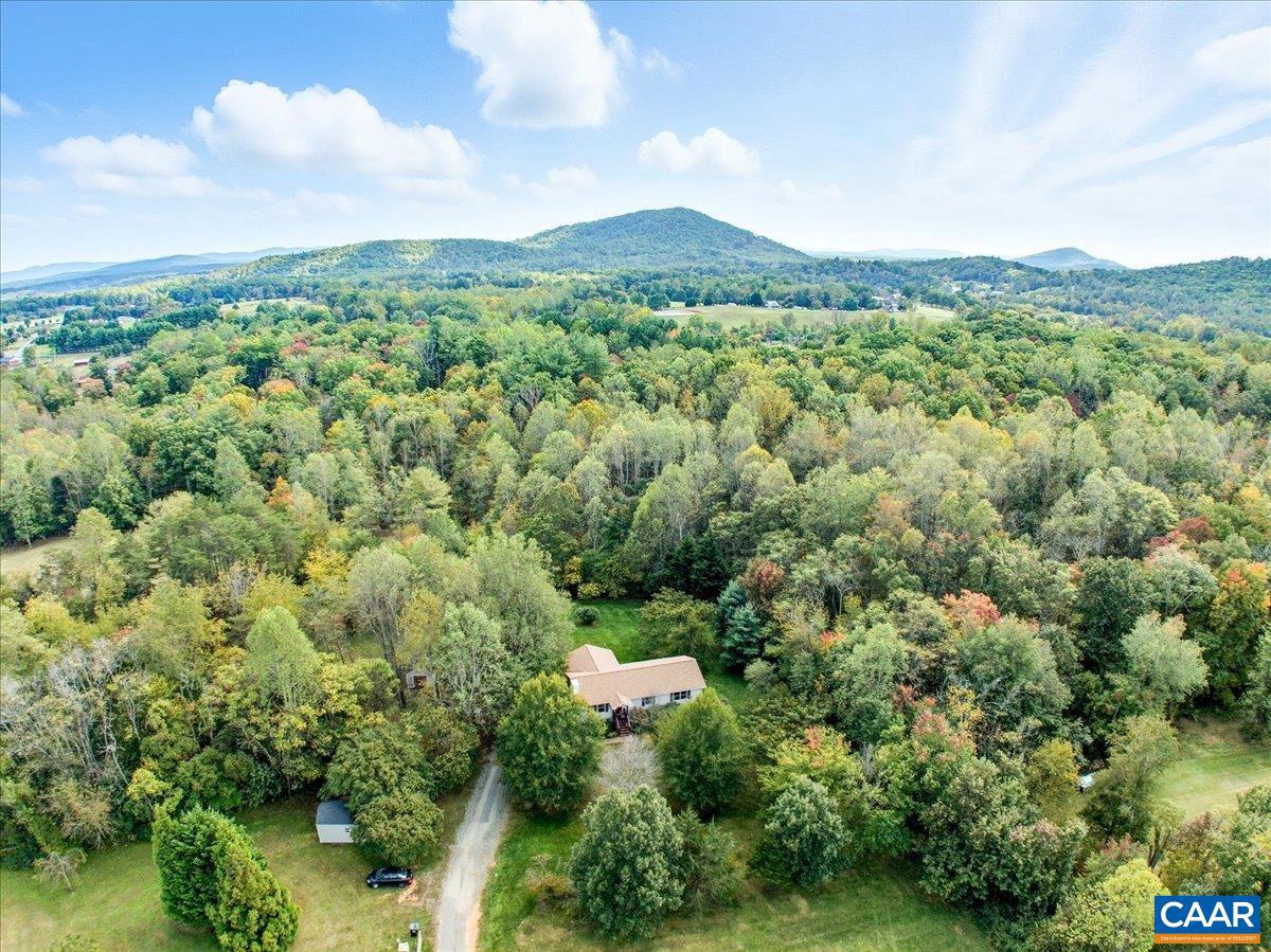100 SONG BIRD LN, STANARDSVILLE, Virginia 22973, 3 Bedrooms Bedrooms, ,3 BathroomsBathrooms,Residential,For sale,100 SONG BIRD LN,670083 MLS # 670083