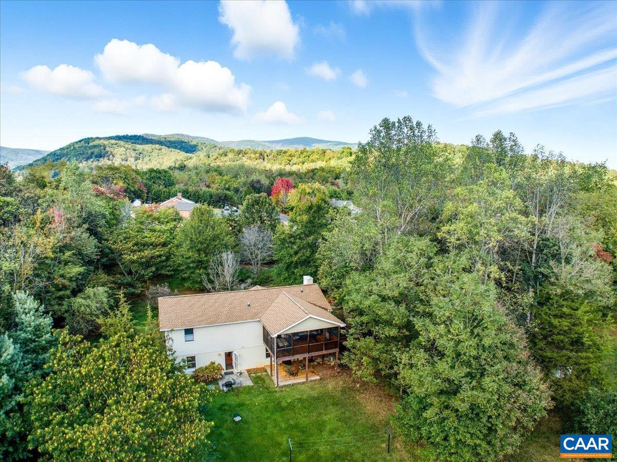 100 SONG BIRD LN, STANARDSVILLE, Virginia 22973, 3 Bedrooms Bedrooms, ,3 BathroomsBathrooms,Residential,For sale,100 SONG BIRD LN,670083 MLS # 670083