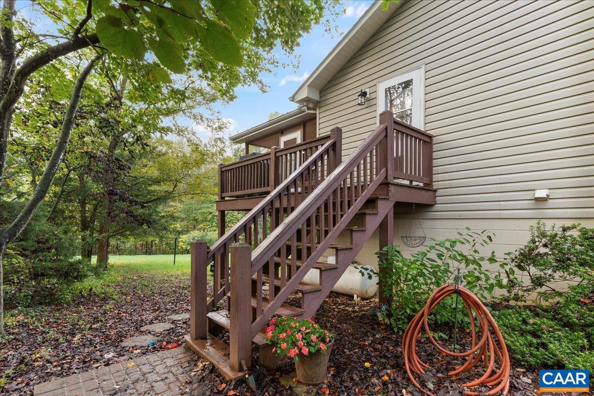 100 SONG BIRD LN, STANARDSVILLE, Virginia 22973, 3 Bedrooms Bedrooms, ,3 BathroomsBathrooms,Residential,For sale,100 SONG BIRD LN,670083 MLS # 670083