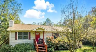 100 SONG BIRD LN, STANARDSVILLE, Virginia 22973, 3 Bedrooms Bedrooms, ,3 BathroomsBathrooms,Residential,For sale,100 SONG BIRD LN,670083 MLS # 670083
