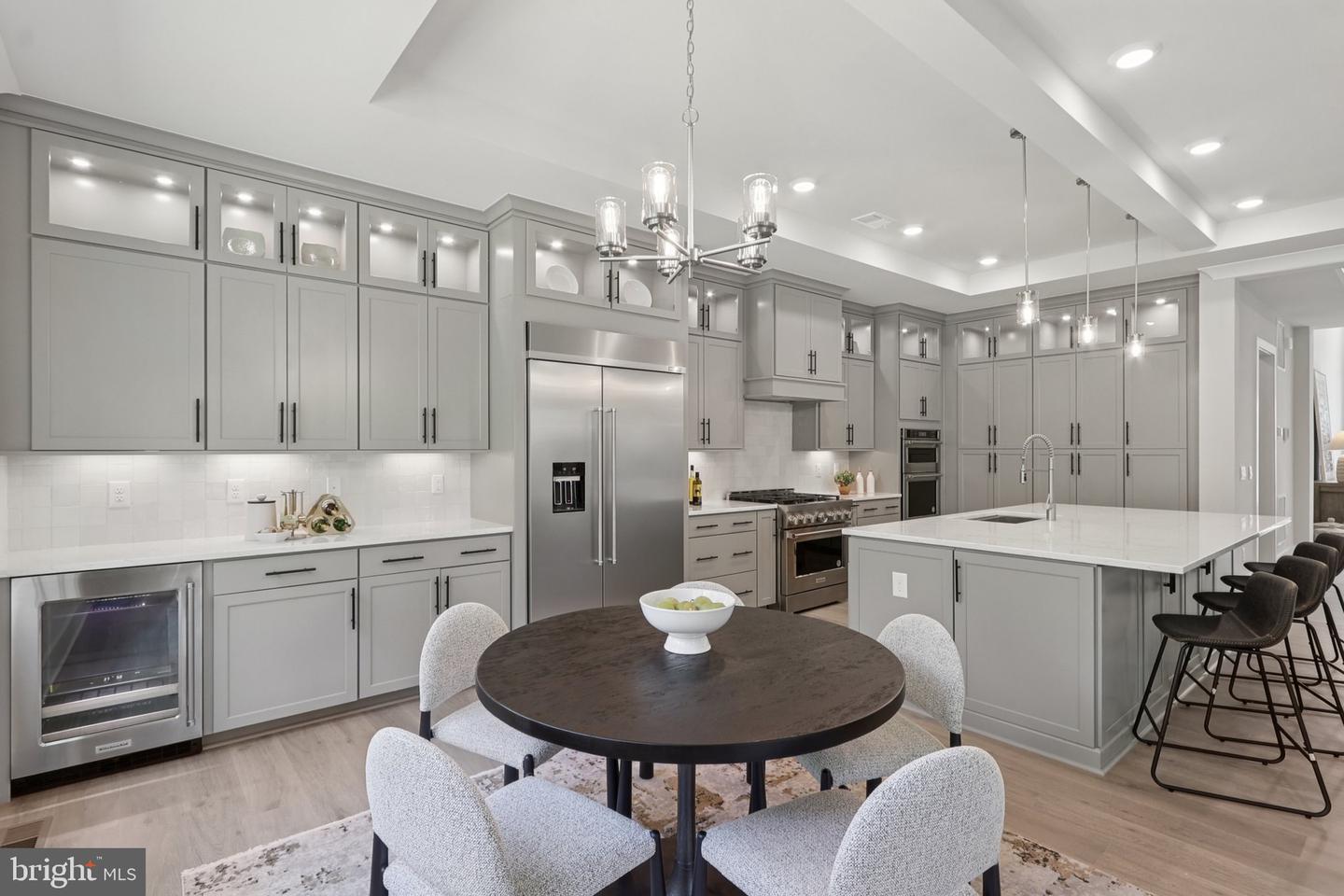 11780 PARKGATE DR, NOKESVILLE, Virginia 20181, 6 Bedrooms Bedrooms, ,6 BathroomsBathrooms,Residential,For sale,11780 PARKGATE DR,VAPW2106118 MLS # VAPW2106118
