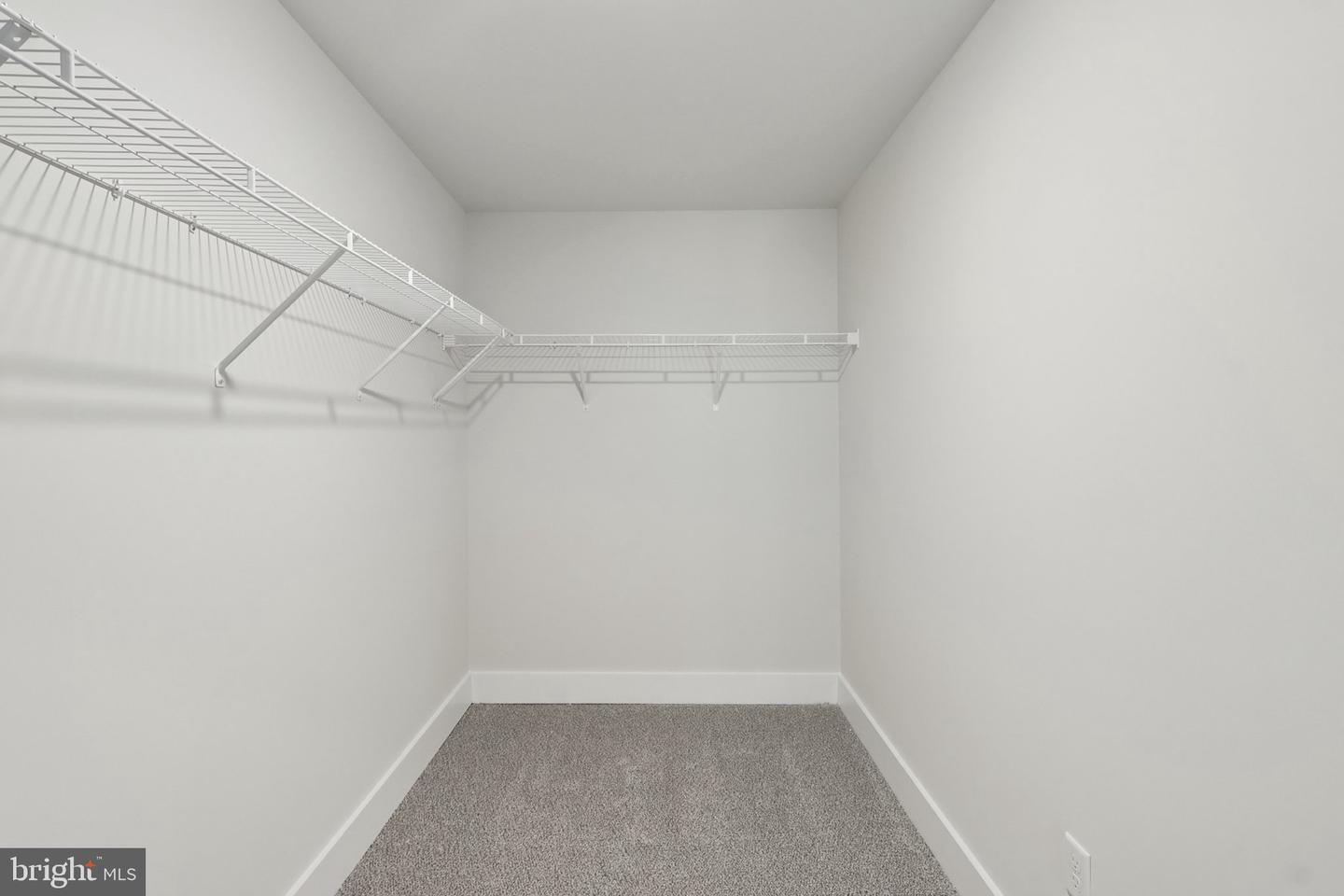 11780 PARKGATE DR, NOKESVILLE, Virginia 20181, 6 Bedrooms Bedrooms, ,6 BathroomsBathrooms,Residential,For sale,11780 PARKGATE DR,VAPW2106118 MLS # VAPW2106118