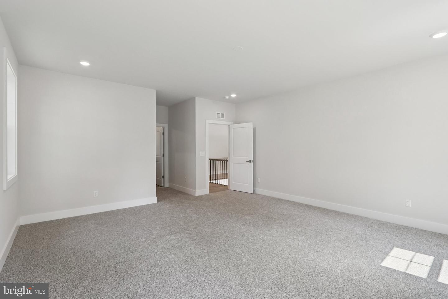 11780 PARKGATE DR, NOKESVILLE, Virginia 20181, 6 Bedrooms Bedrooms, ,6 BathroomsBathrooms,Residential,For sale,11780 PARKGATE DR,VAPW2106118 MLS # VAPW2106118